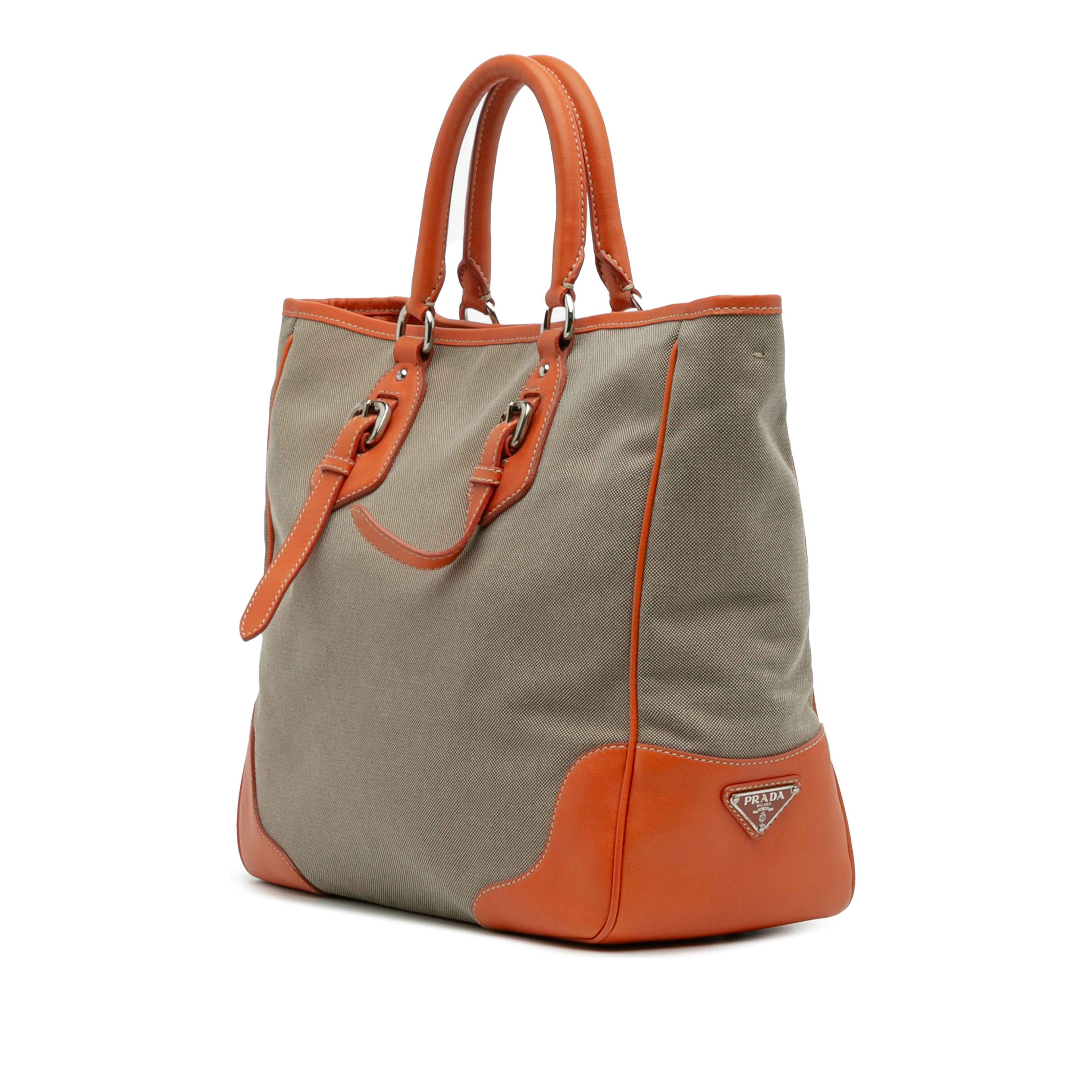 Prada Canvas Canapa Logo Convertible Tote, från Luxclusif, i färgen beige. Klicka för att öppna bilden i stort format