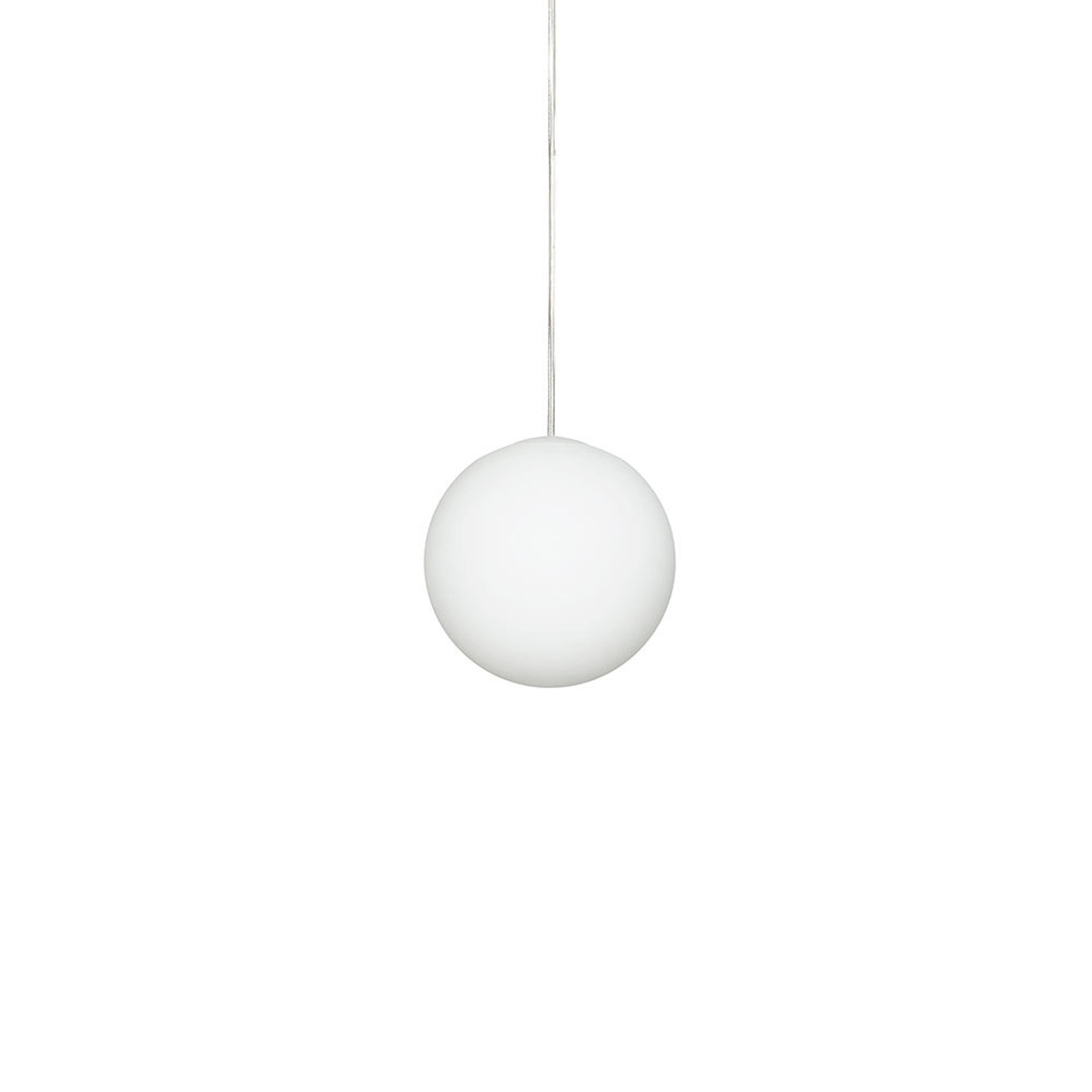 Taklampa Luna, Small, från Design House Stockholm, i färgen White.