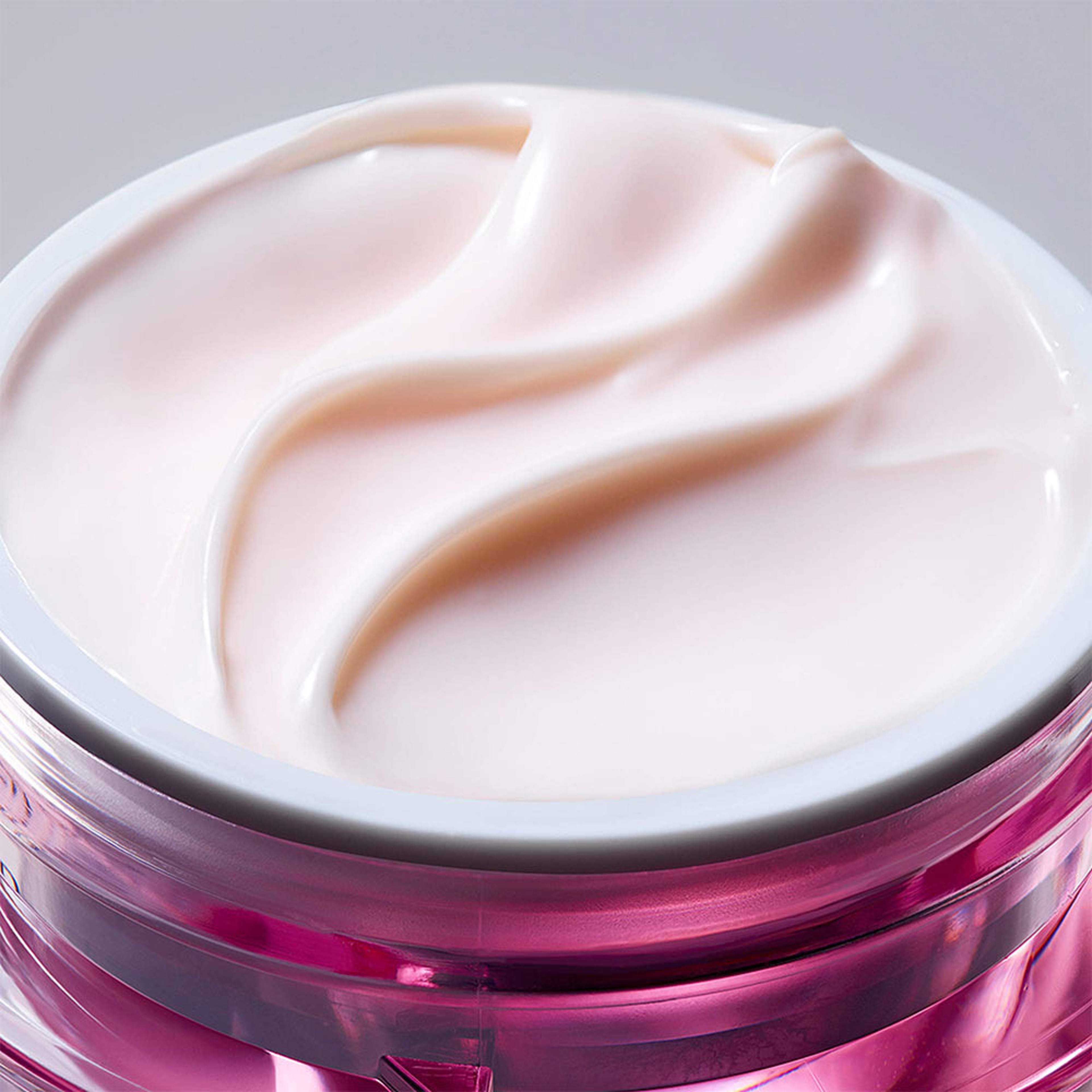 Resilience Multi-Effect Tri-Peptide Face and Neck Creme Normal/Combination SPF 15