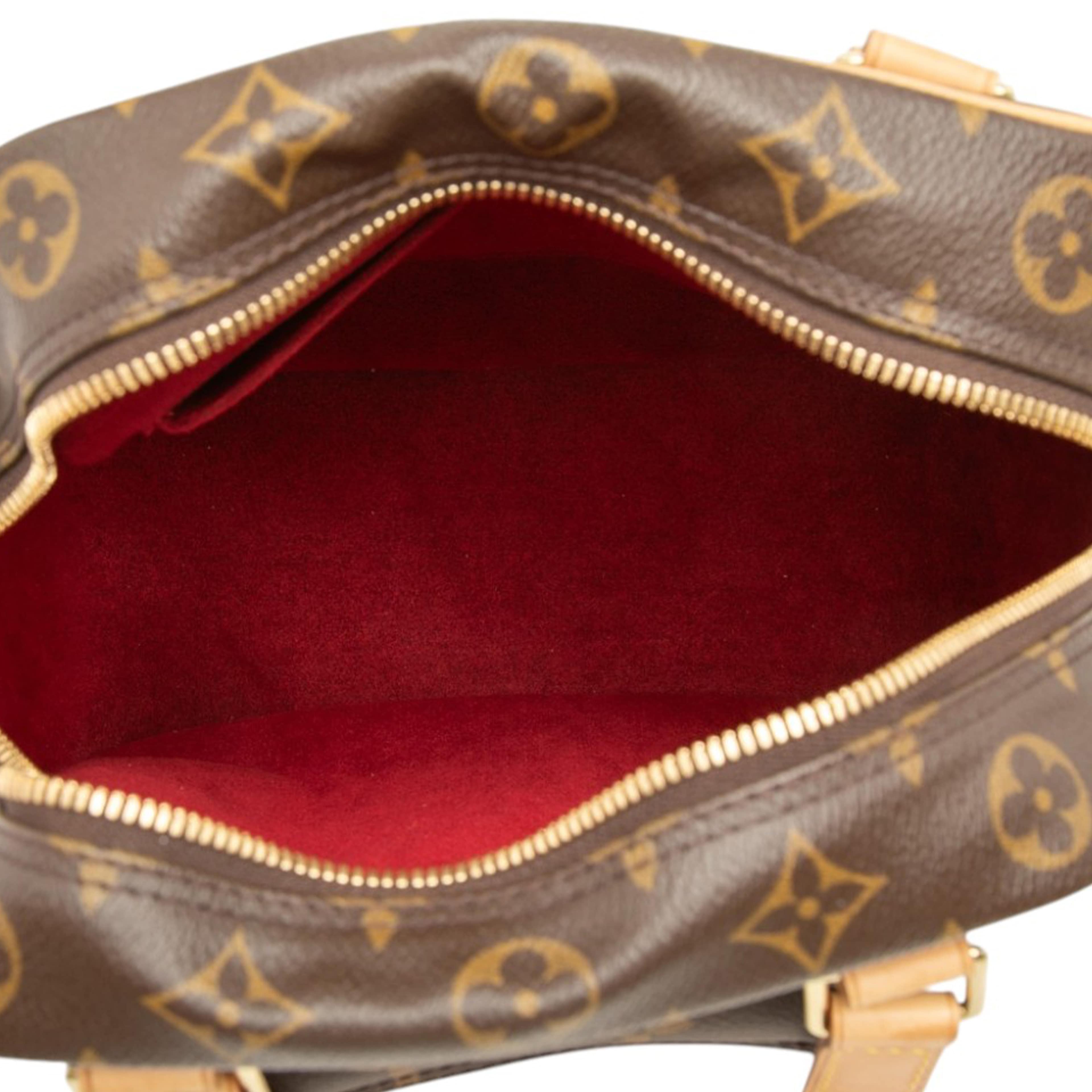 Louis Vuitton Monogram Excentri Cite, från Luxclusif, i färgen brun. Klicka för att öppna bilden i stort format