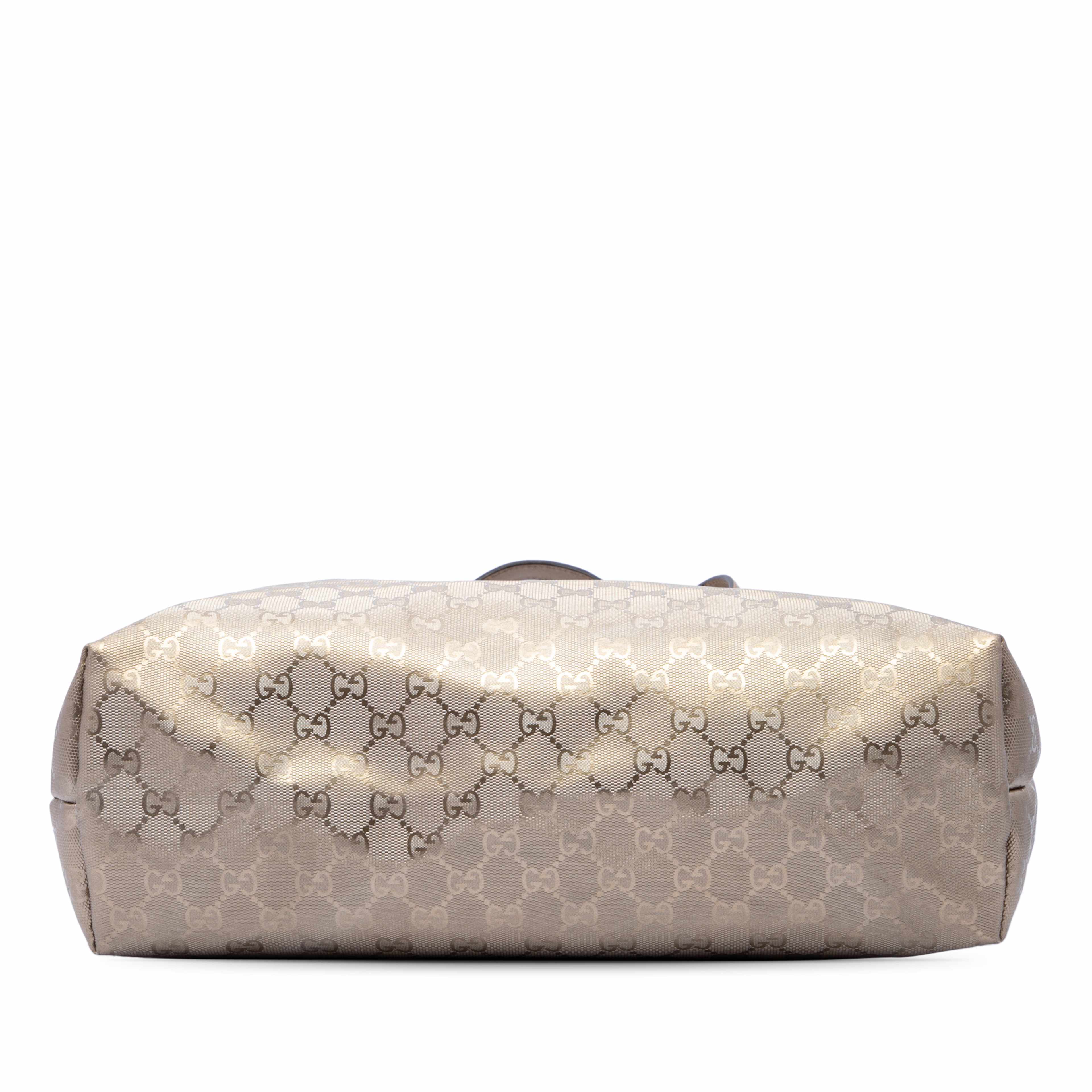 Gucci Medium Gg Imprime Tote, från Luxclusif, i färgen gold. Klicka för att öppna bilden i stort format