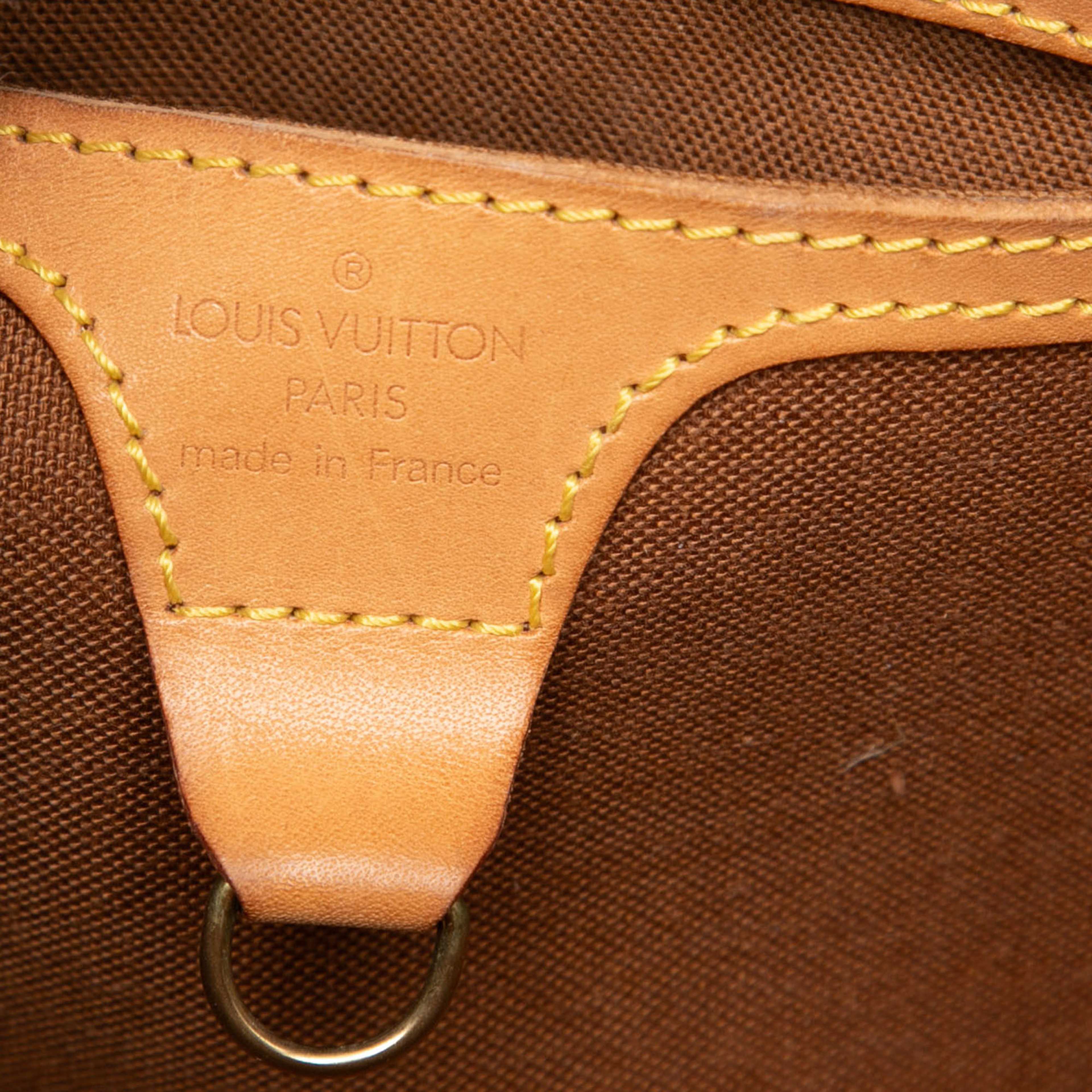Louis Vuitton Monogram Ellipse Mm, från Luxclusif, i färgen brown. Klicka för att öppna bilden i stort format