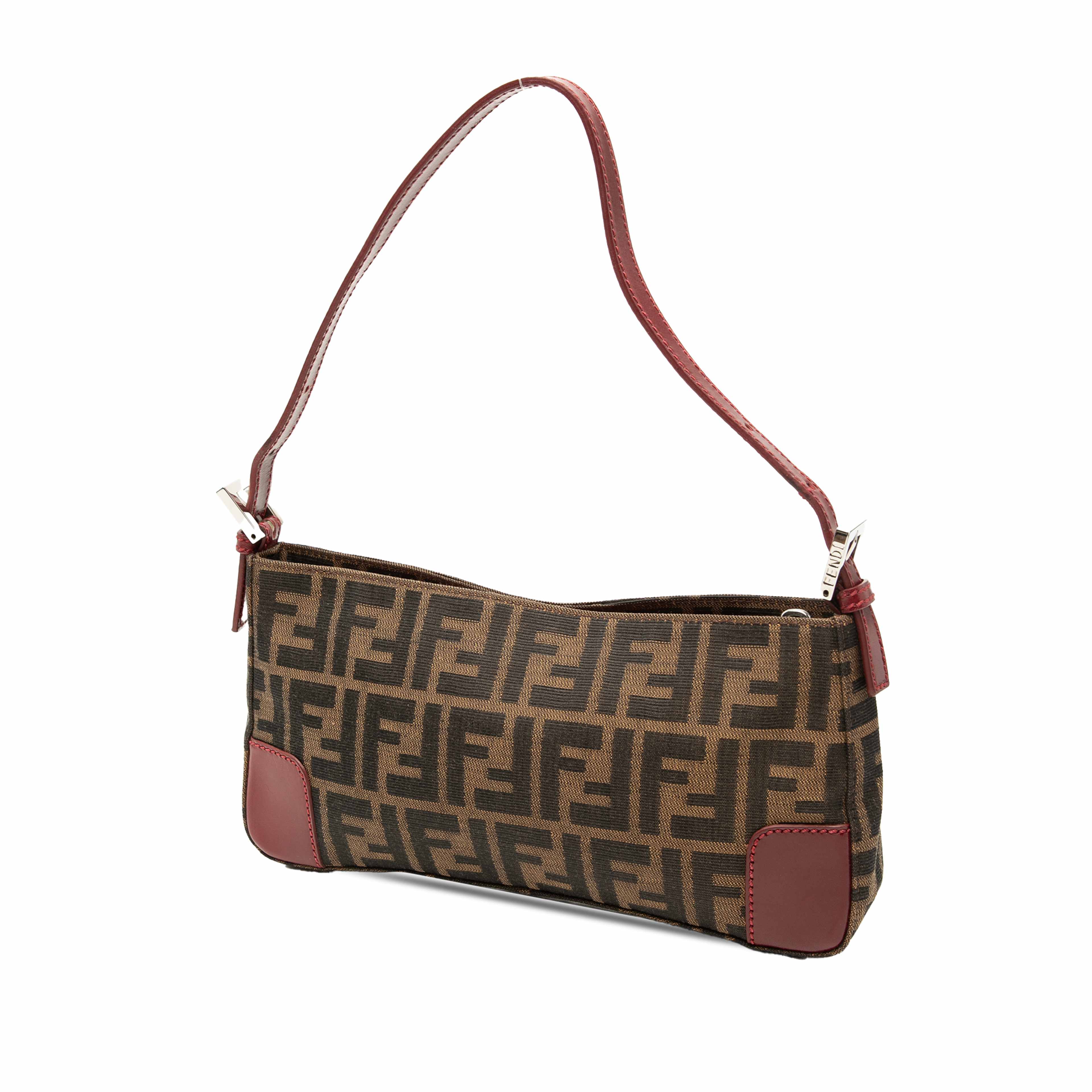 Fendi Zucca Canvas Shoulder Bag, från Luxclusif, i färgen brun. Klicka för att öppna bilden i stort format