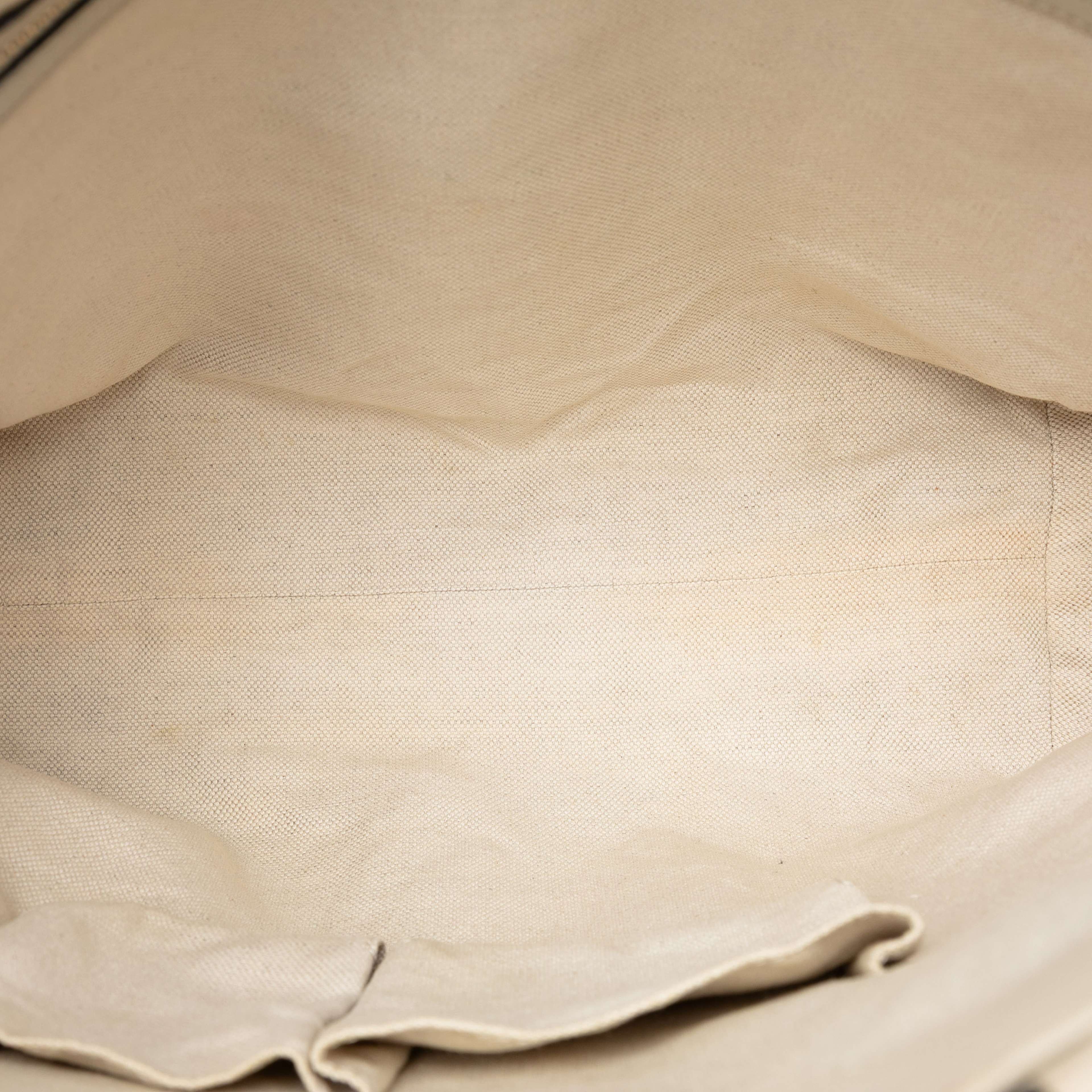 Gucci Gg Canvas Mayfair Tote, från Luxclusif, i färgen beige. Klicka för att öppna bilden i stort format