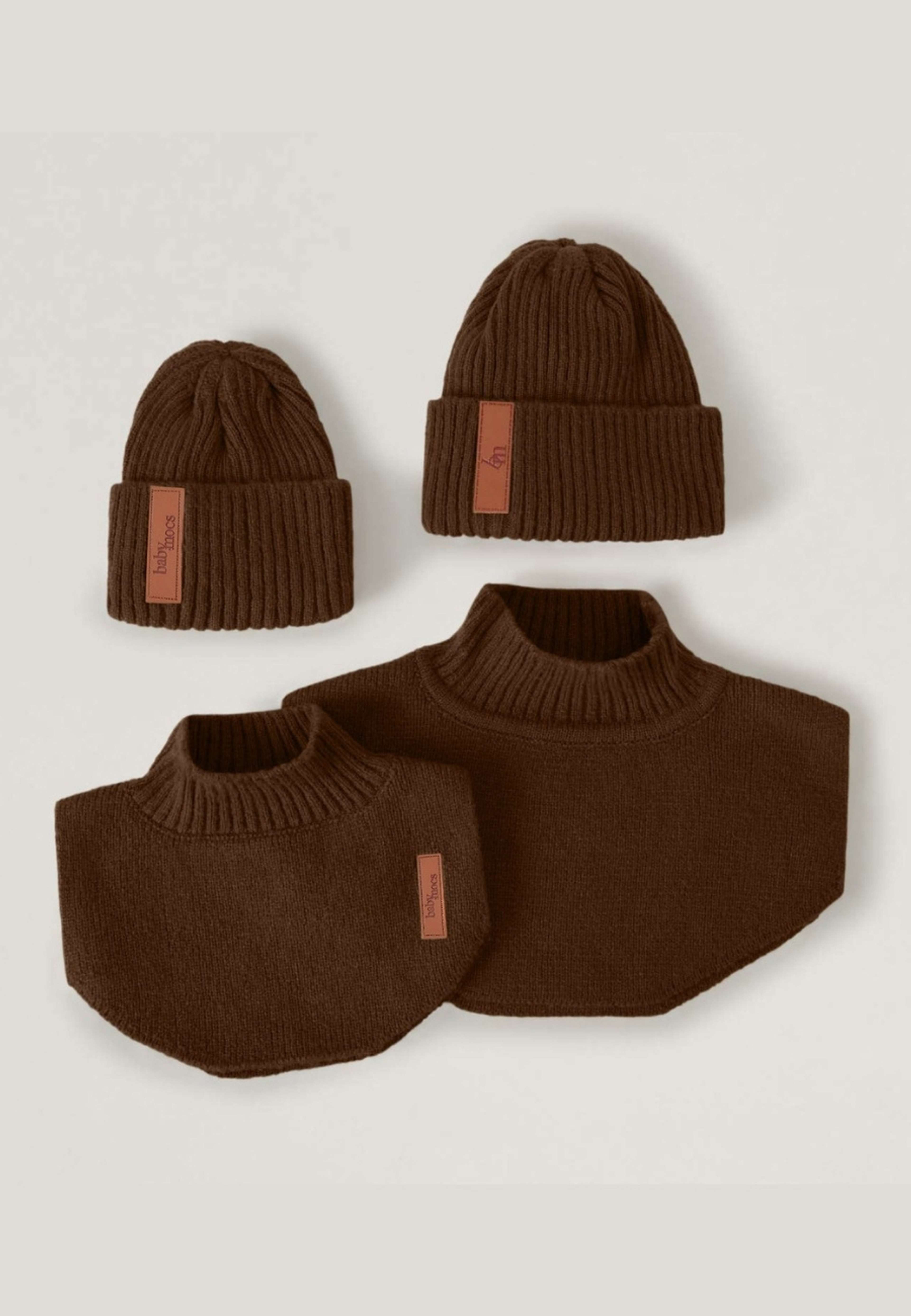Neck Warmer, från BabyMocs, i färgen brown. Klicka för att öppna bilden i stort format