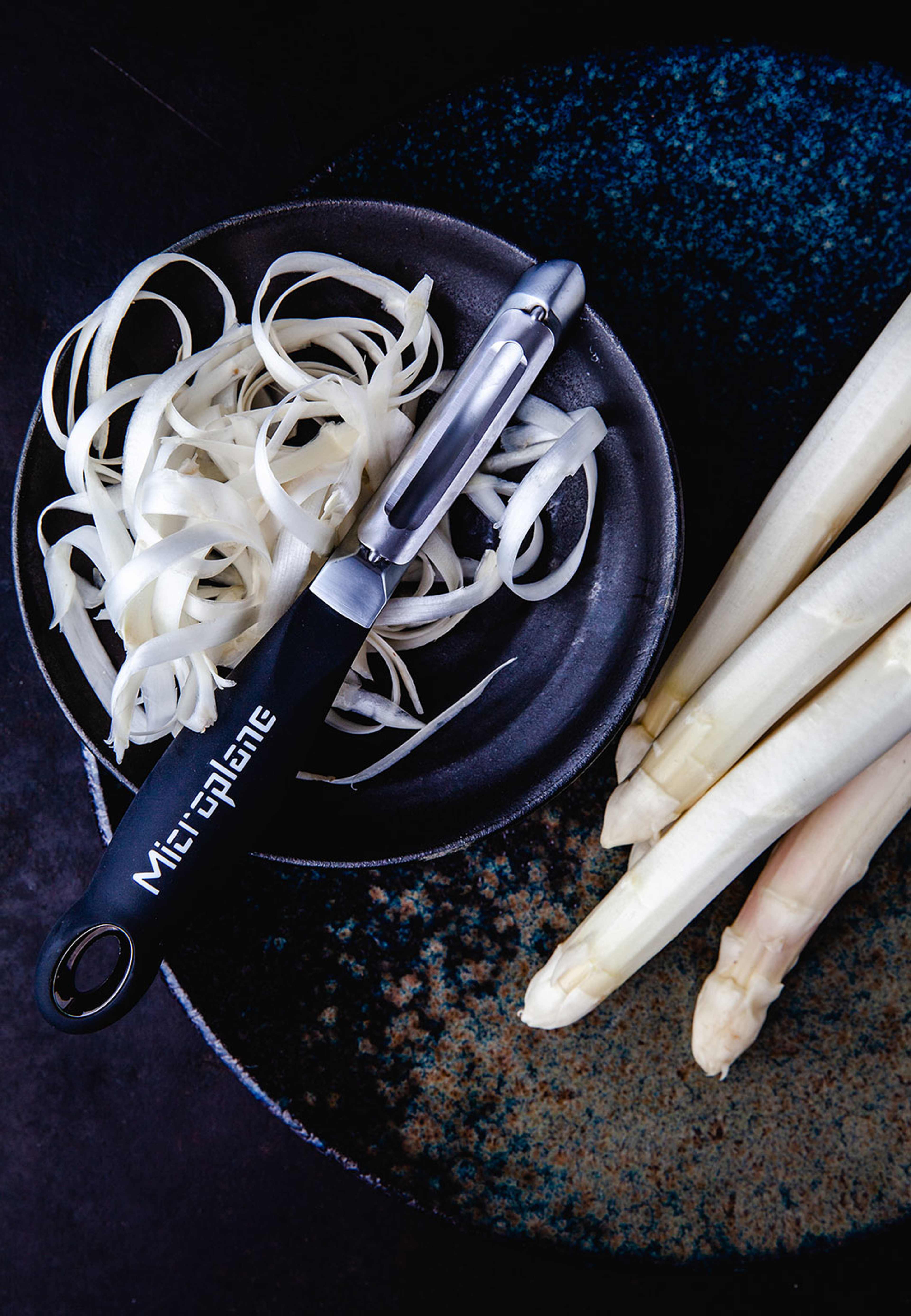 Professional Potatisskalare, från Microplane, i färgen Black. Klicka för att öppna bilden i stort format