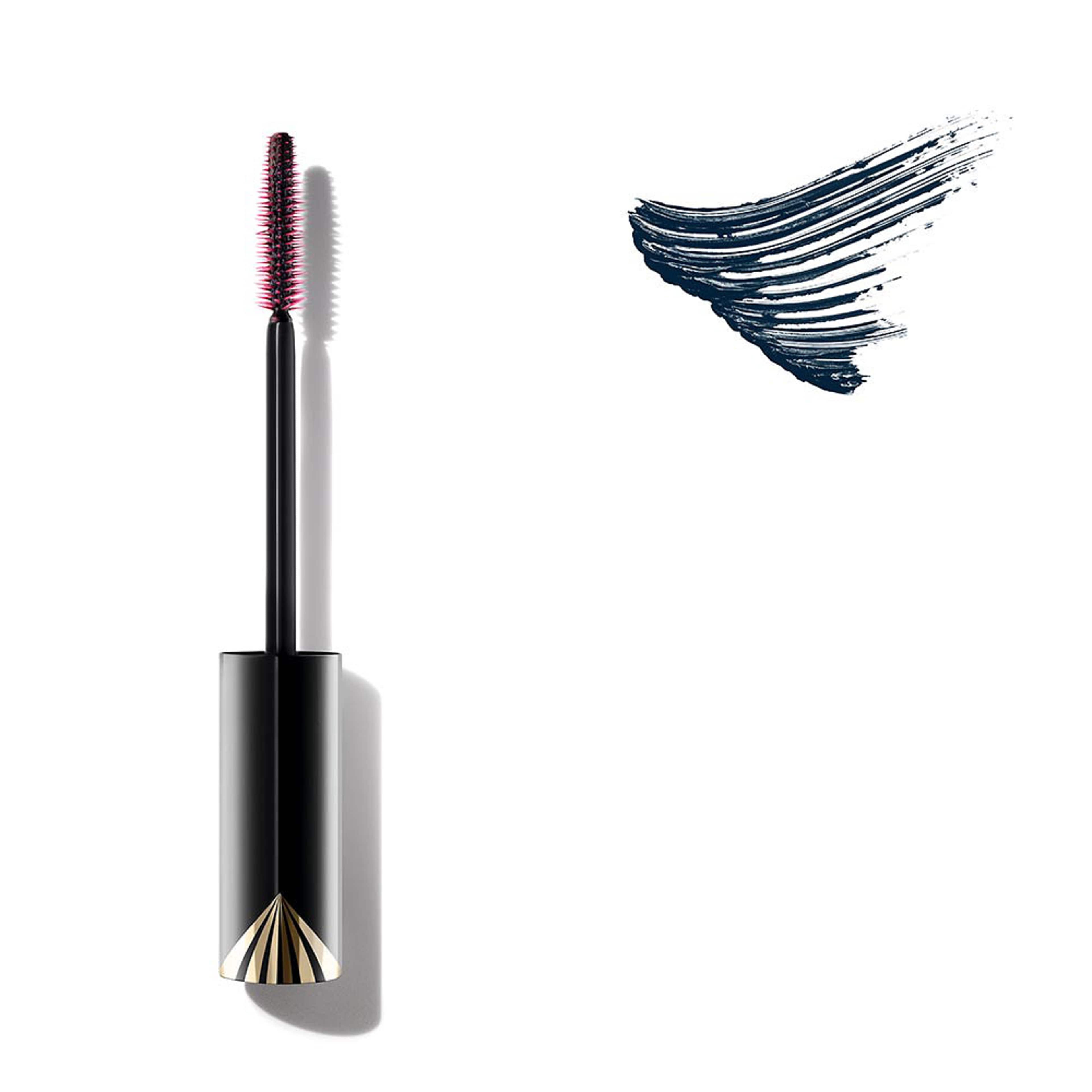 Masterpiece Max Mascara, från Max Factor, i färgen 03 Deep Blue. Klicka för att öppna bilden i stort format