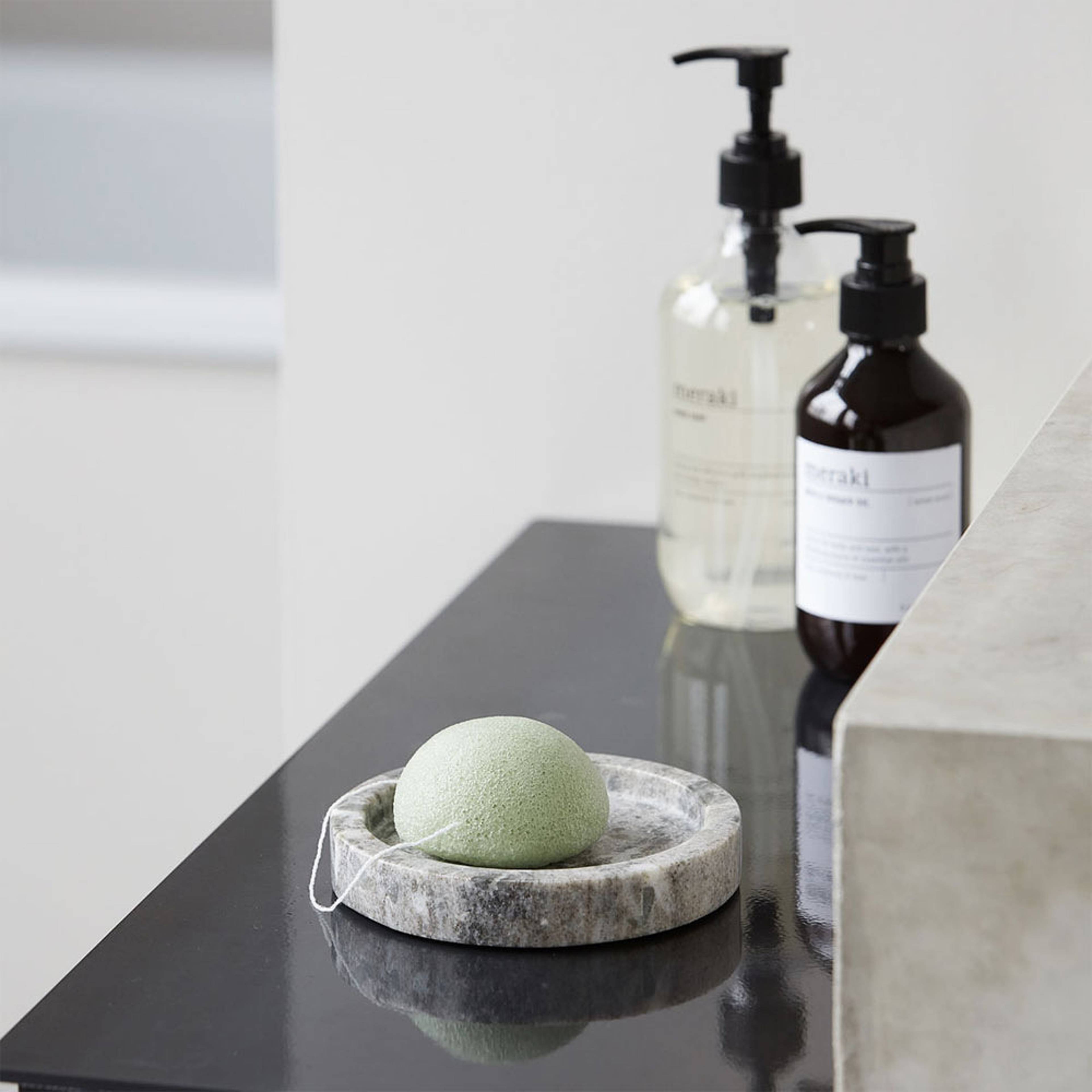 Konjac Sponge, Grön, från Meraki. Klicka för att öppna bilden i stort format