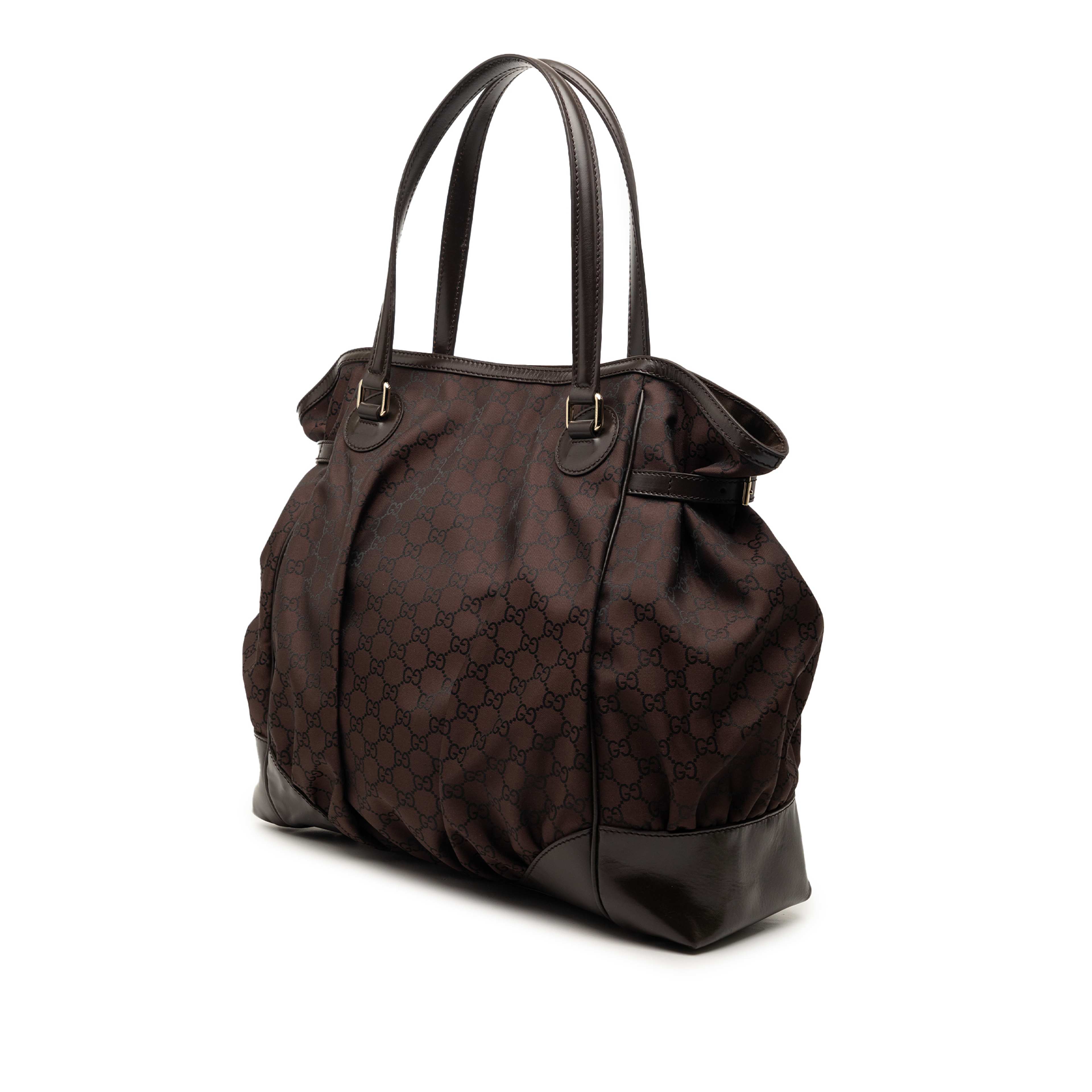 Gucci Gg Nylon Full Moon Tote, från Luxclusif, i färgen dark brown. Klicka för att öppna bilden i stort format