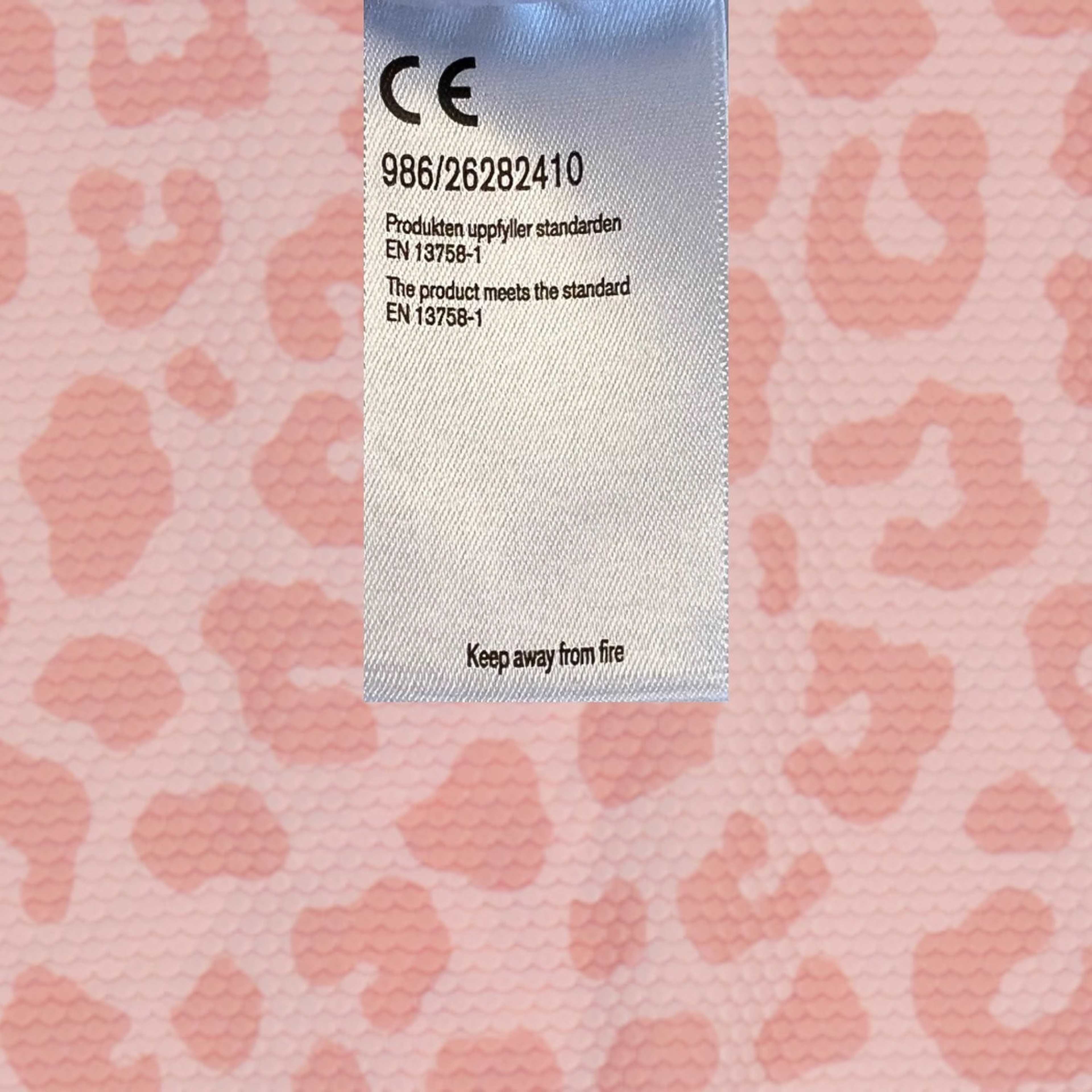 Uv-badbybaddräkt