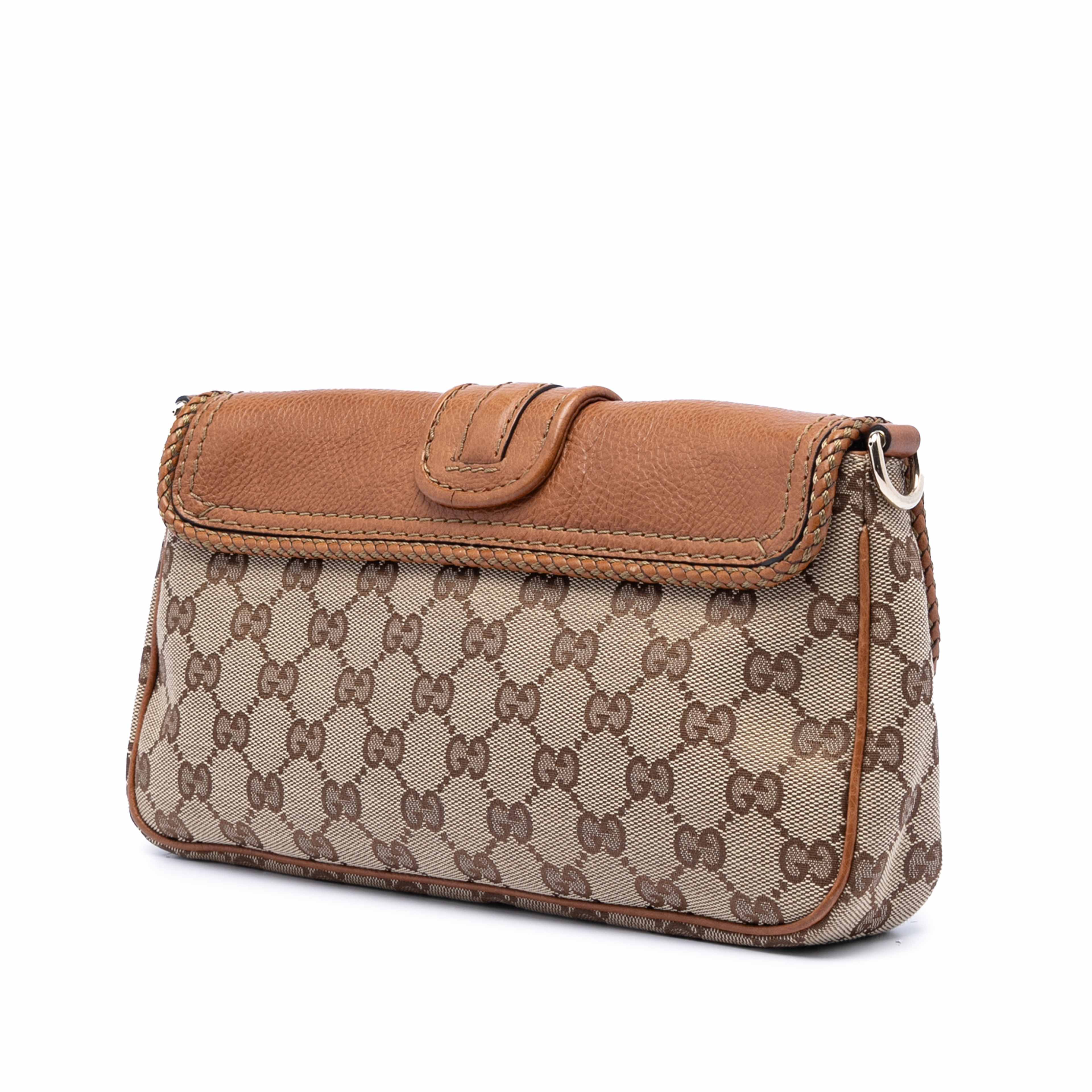 Gucci Gg Canvas Marrakech Shoulder Bag, från Luxclusif, i färgen beige. Klicka för att öppna bilden i stort format