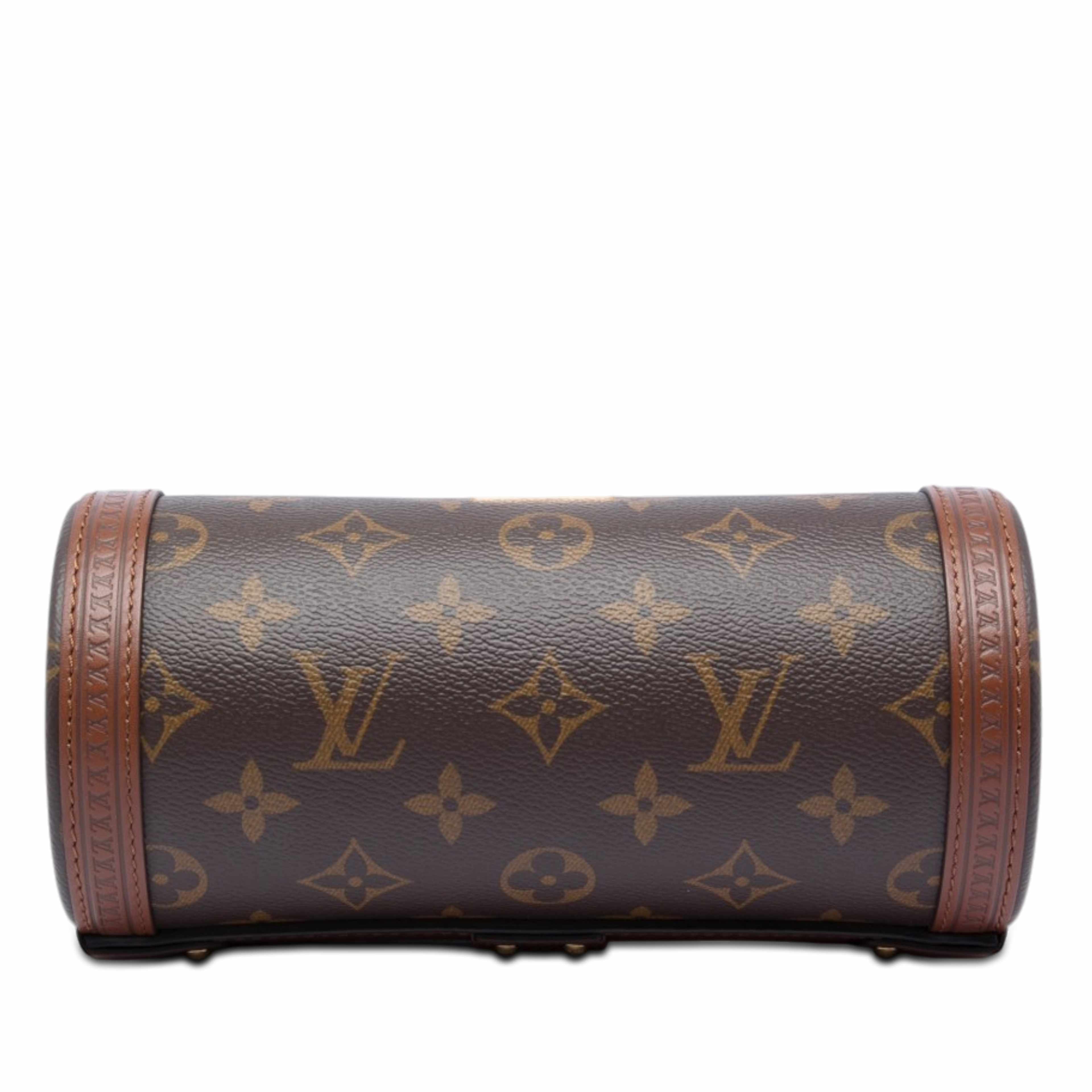 Louis Vuitton Monogram Papillon Trunk, från Luxclusif, i färgen brun. Klicka för att öppna bilden i stort format