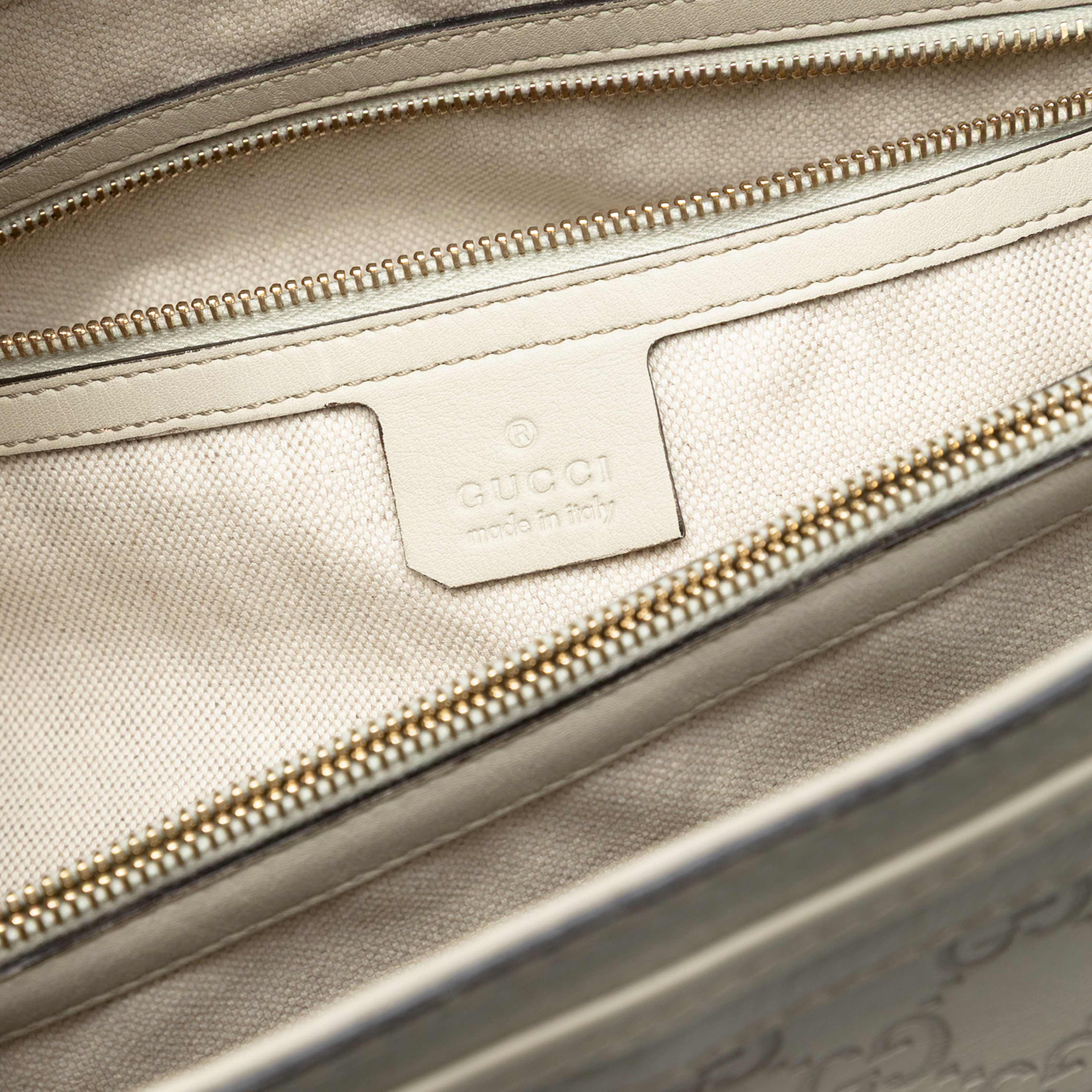 Gucci Guccissima Mayfair Tote, från Luxclusif, i färgen ivory. Klicka för att öppna bilden i stort format