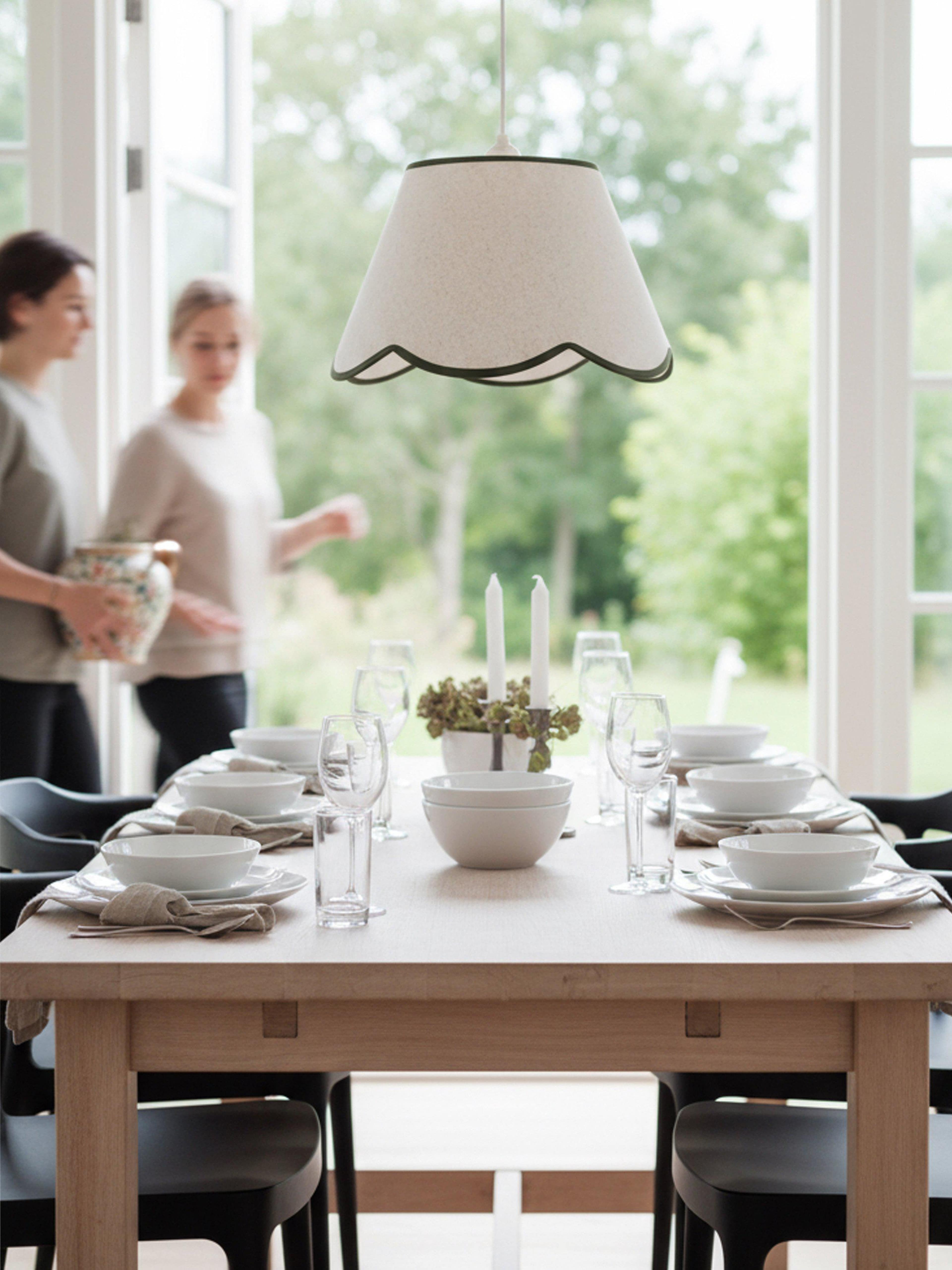 Nell Taklampa, från PR Home, i färgen mossa. Klicka för att öppna bilden i stort format