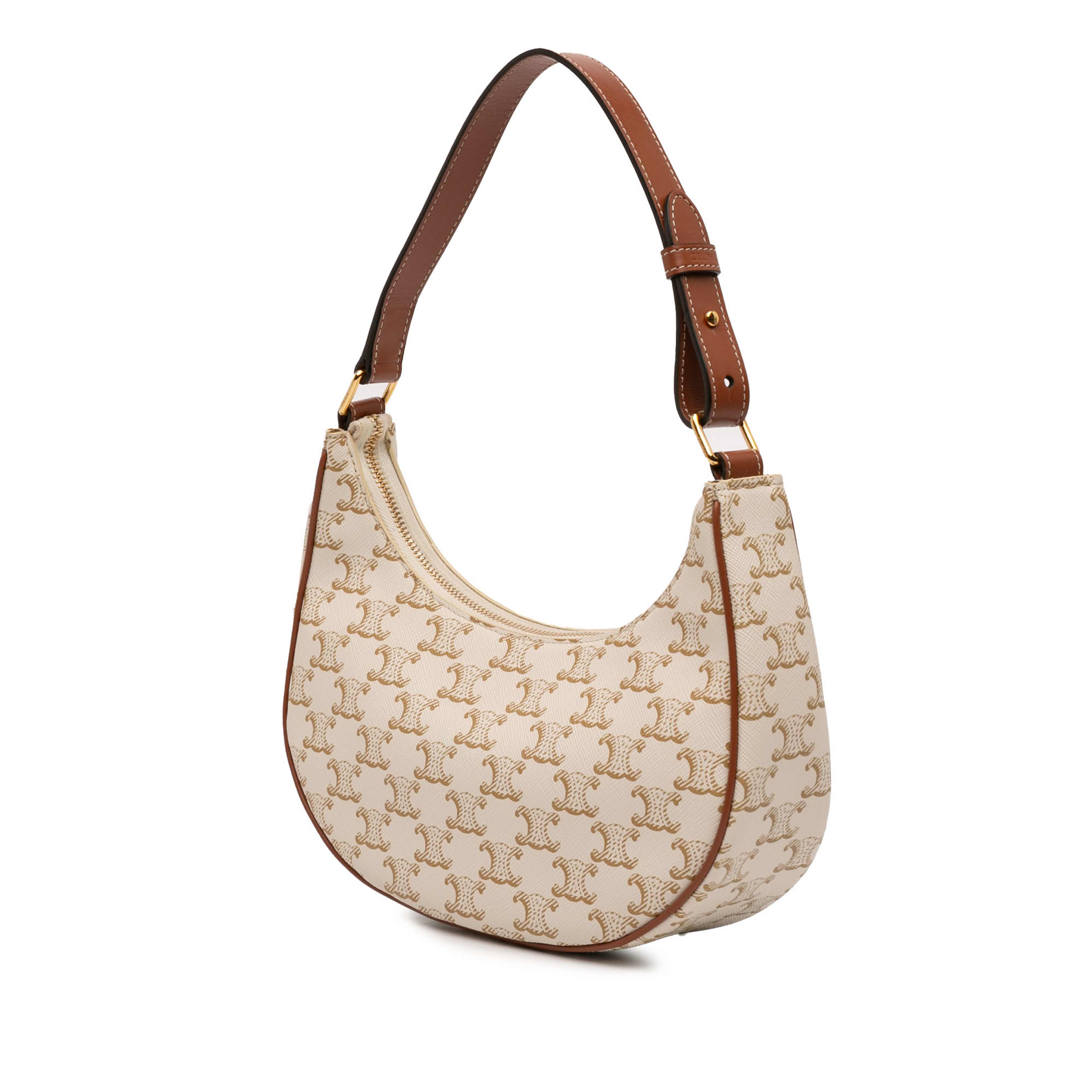 Celine Triomphe Coated Canvas Ava Shoulder Bag, från Luxclusif, i färgen light beige. Klicka för att öppna bilden i stort format