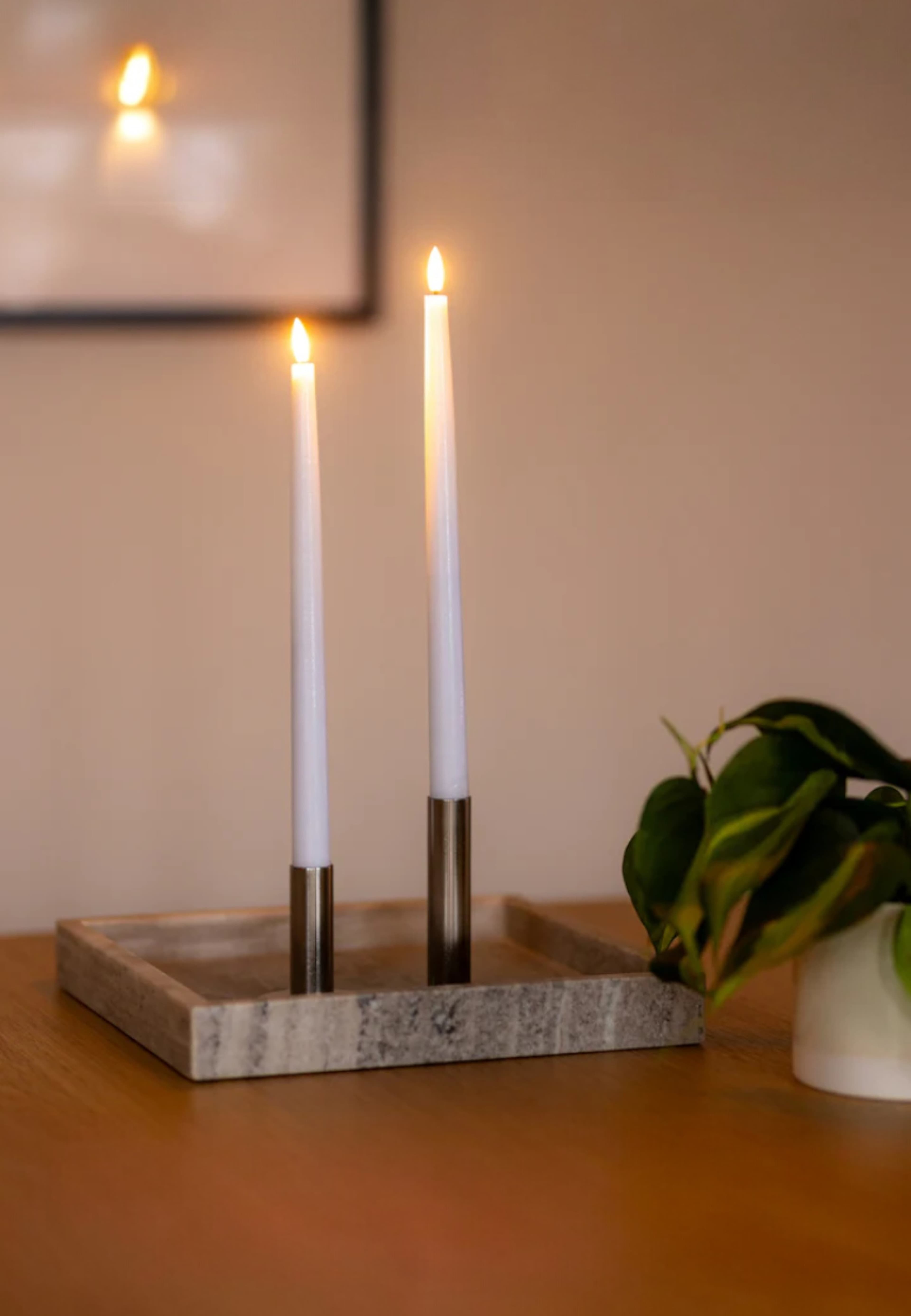 Luna Led Koniskt Ljus 2 St, från Led Nordic, i färgen vit. Klicka för att öppna bilden i stort format