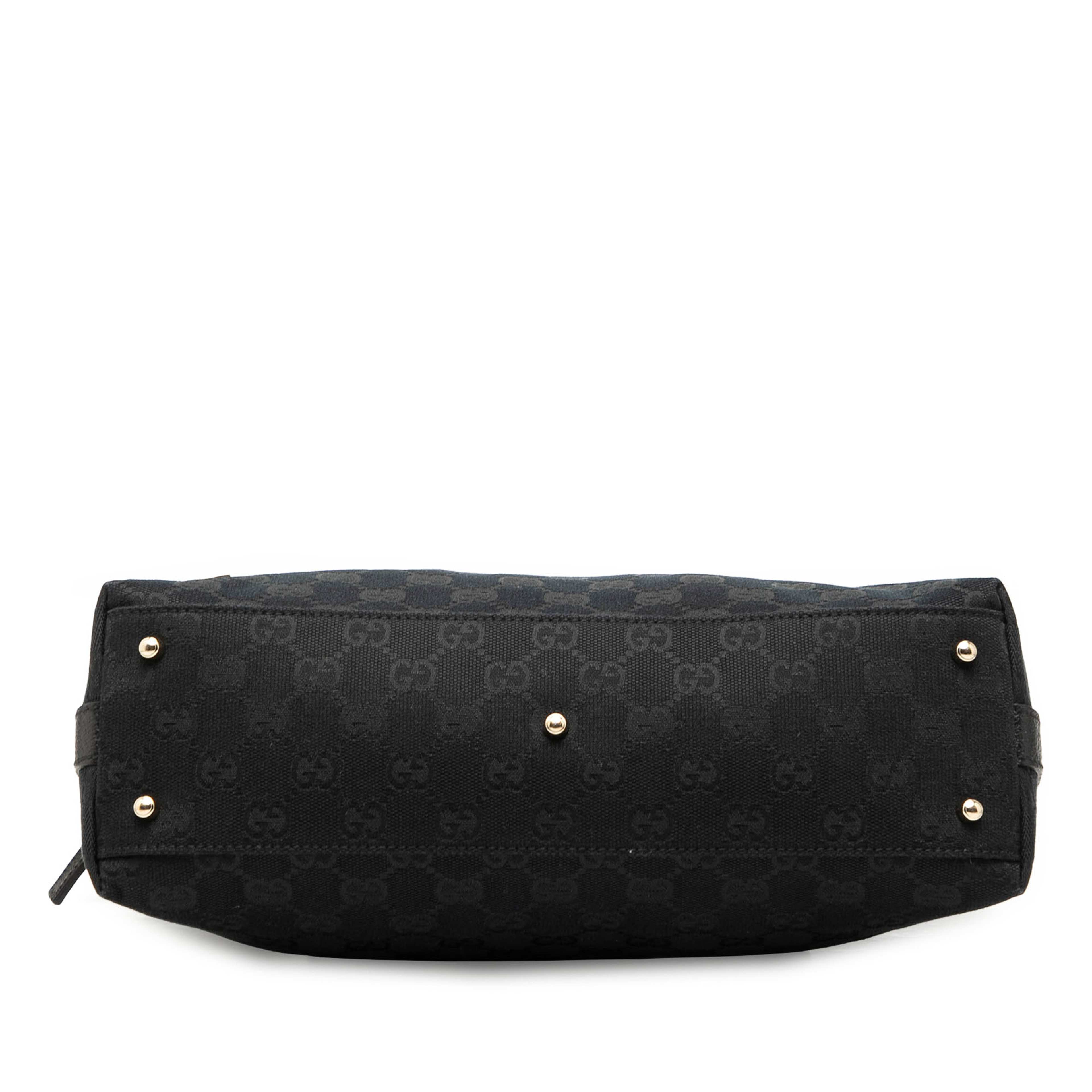Gucci Gg Canvas Pop Handbag, från Luxclusif, i färgen black. Klicka för att öppna bilden i stort format
