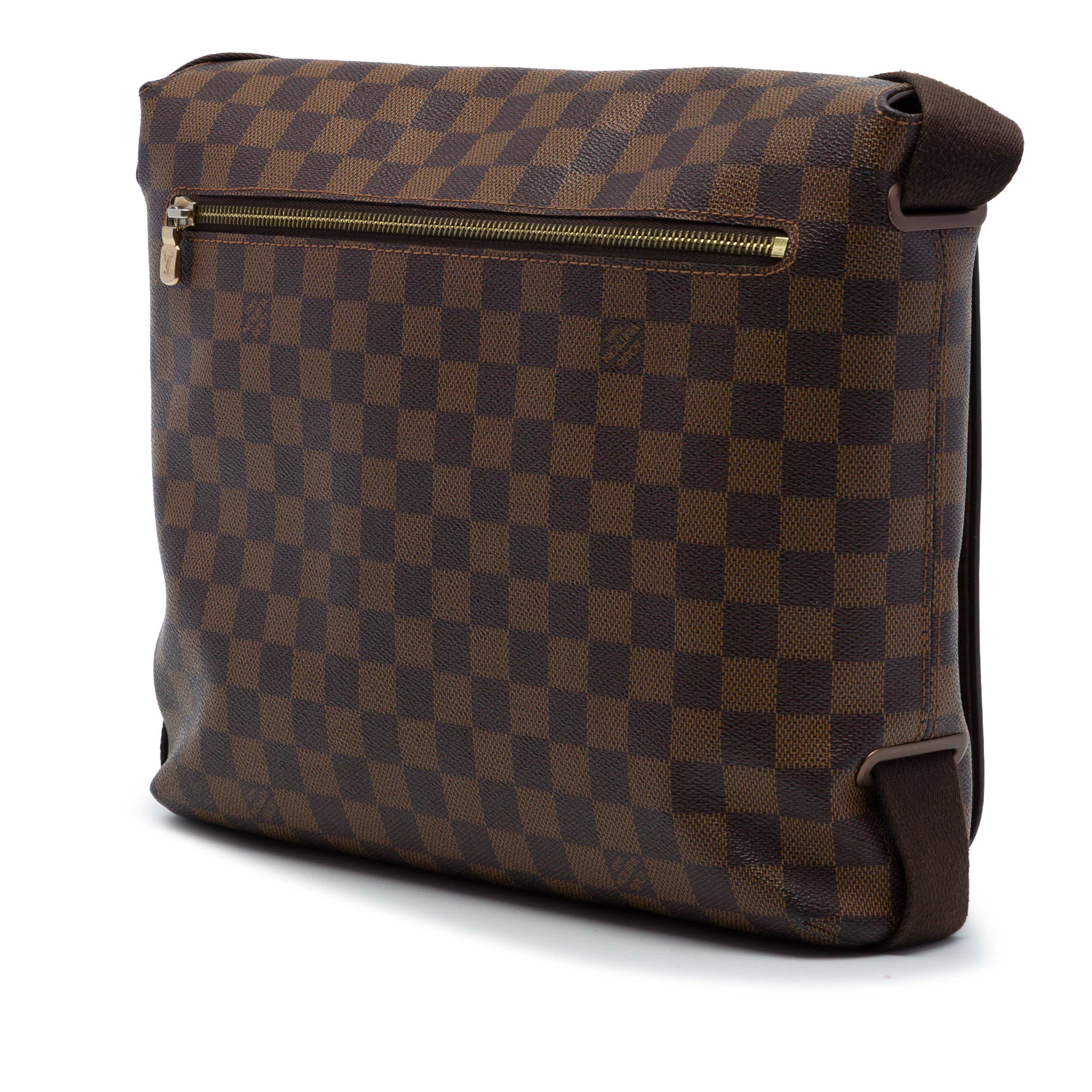 Louis Vuitton Damier Ebene Brooklyn Mm, från Luxclusif, i färgen brun. Klicka för att öppna bilden i stort format