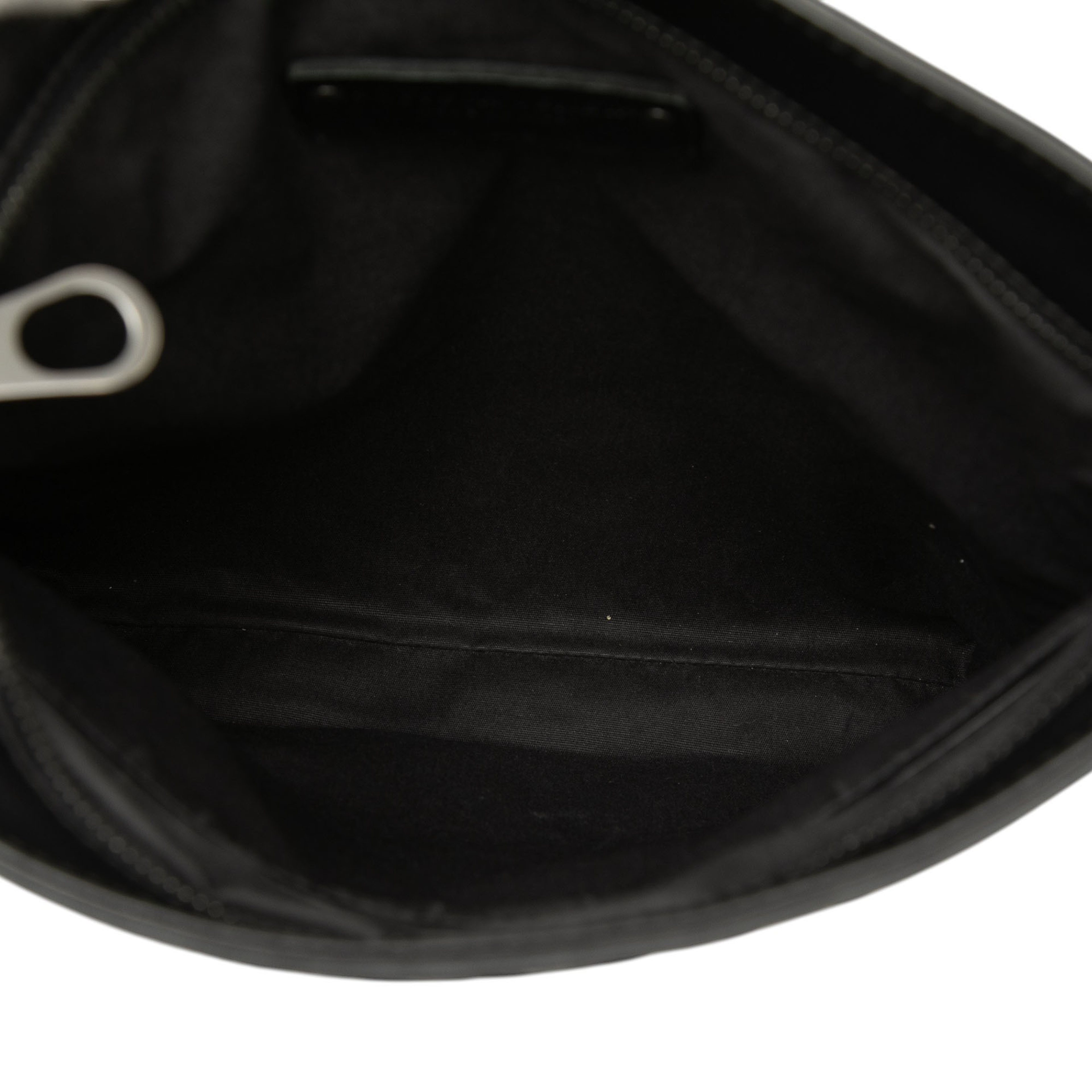 Bottega Veneta Nappa Intrecciato Vn Crossbody, från Luxclusif, i färgen svart. Klicka för att öppna bilden i stort format