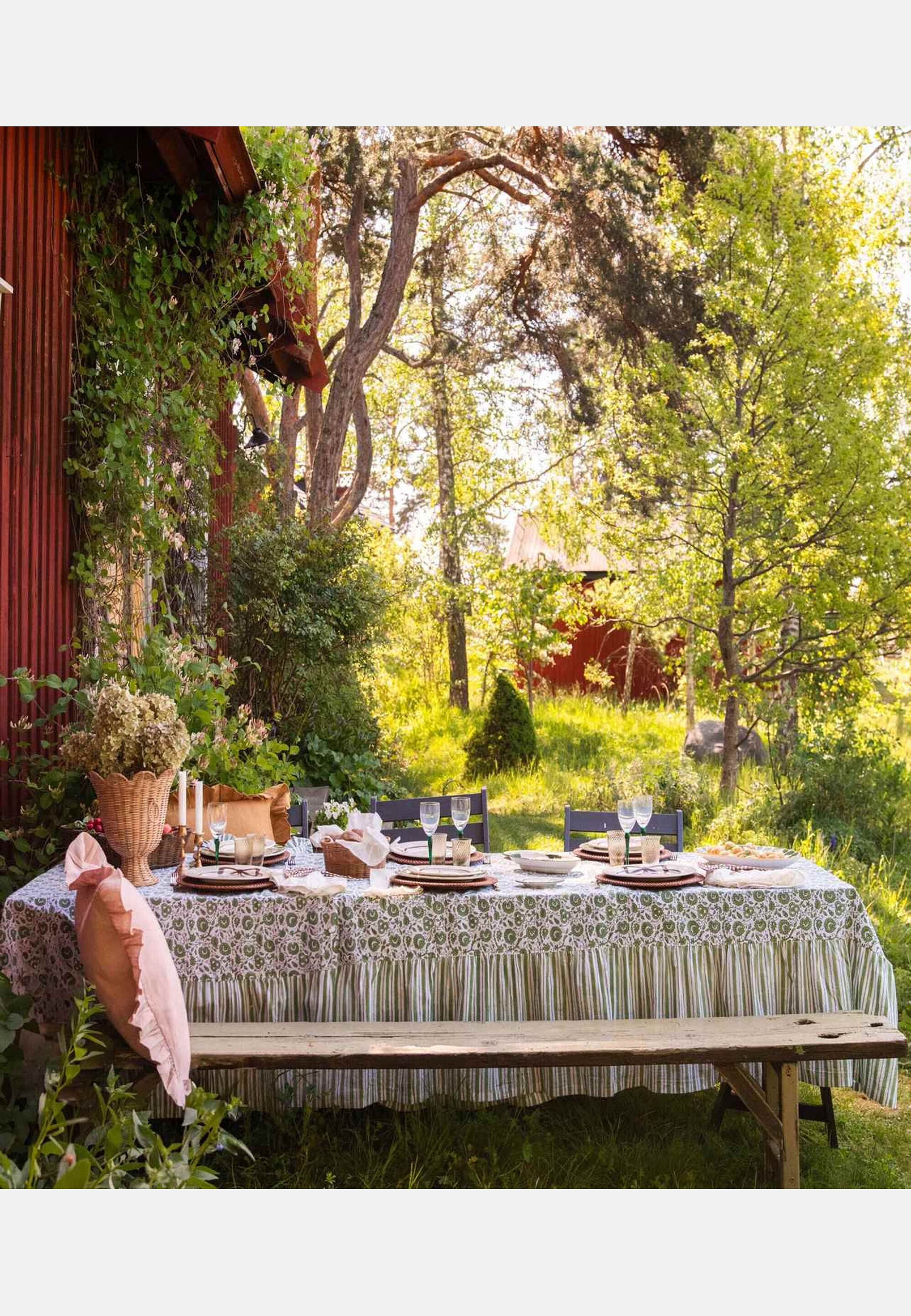 Scallop Rottingvas - 30x31 Cm, från Pick A Poppy, i färgen natural. Klicka för att öppna bilden i stort format