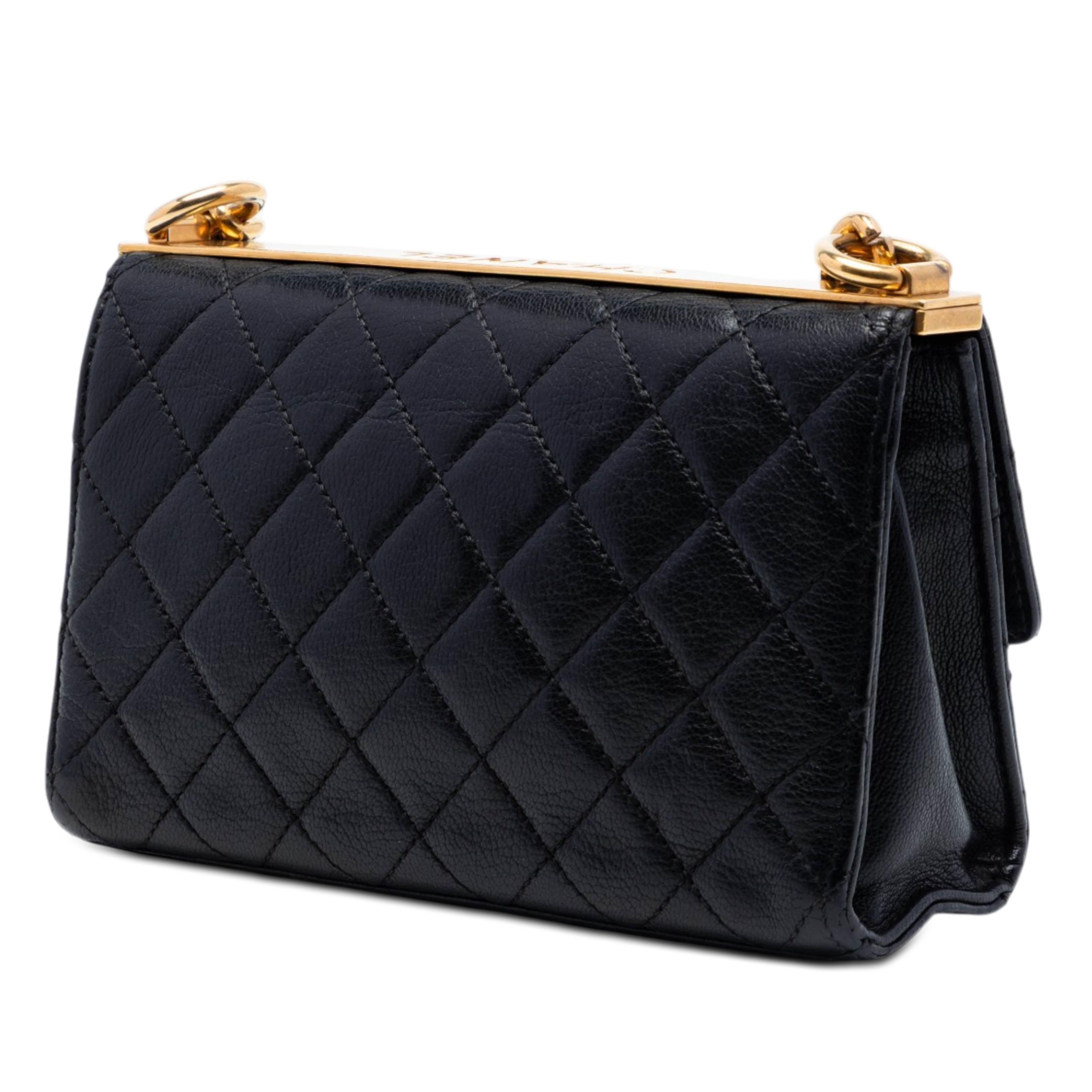 Chanel Mini Quilted Goatskin Reissue 2.55 Rita Flap, från Luxclusif, i färgen svart. Klicka för att öppna bilden i stort format