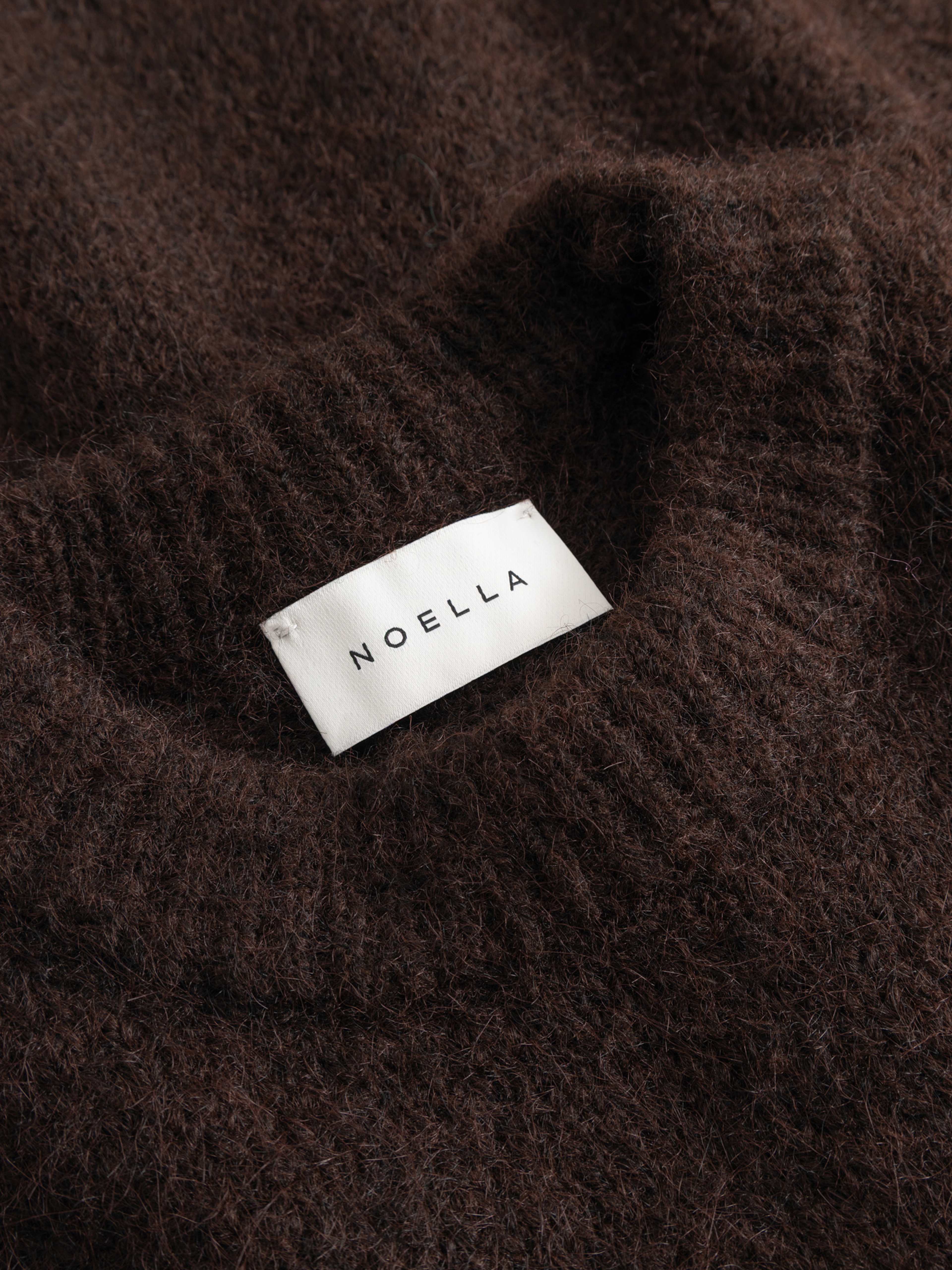 N-mavi Knit - Chocolate, från Noella, i färgen chocolate. Klicka för att öppna bilden i stort format