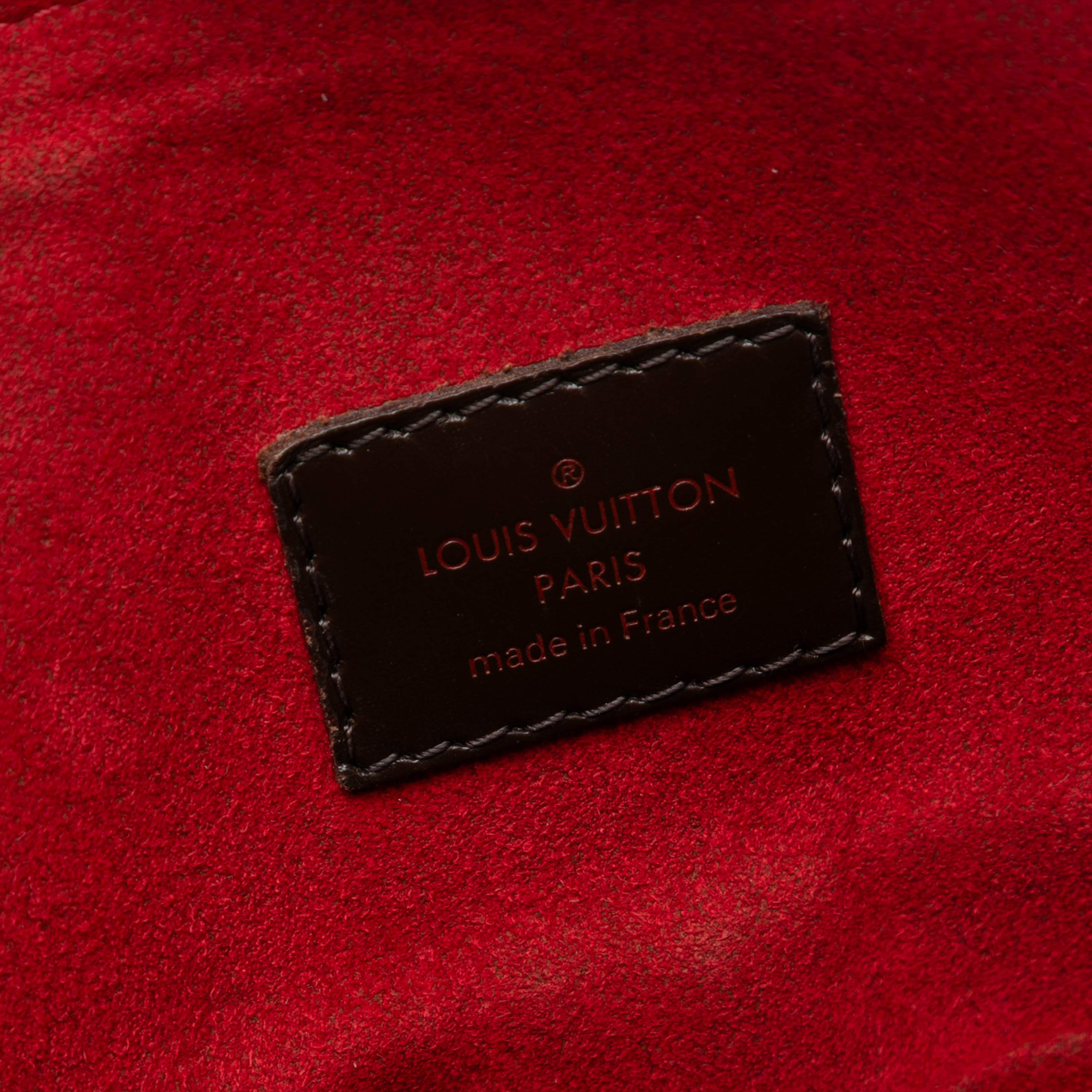 Louis Vuitton Damier Ebene Trevi Gm, från Luxclusif, i färgen brown. Klicka för att öppna bilden i stort format