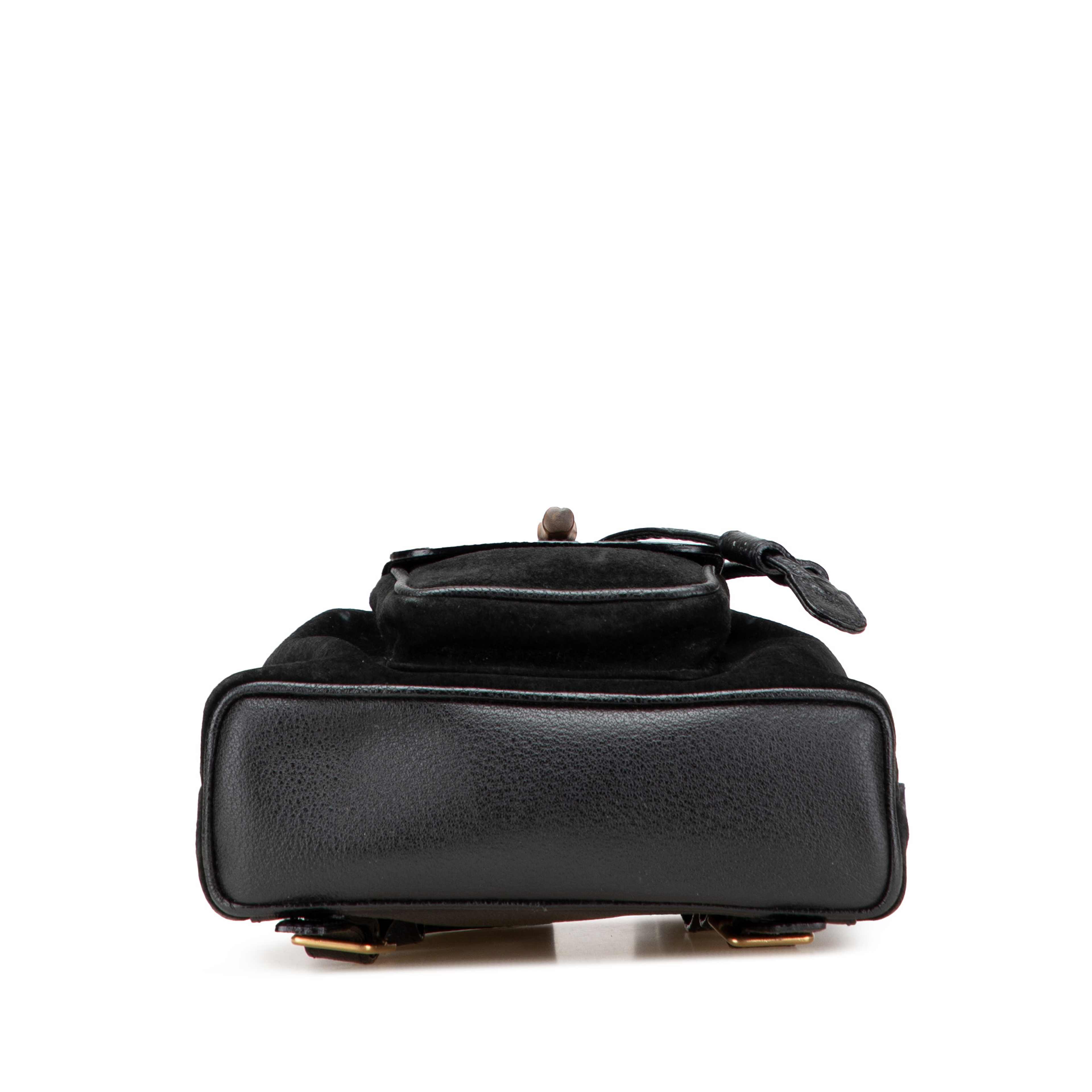 Gucci Suede Bamboo Backpack, från Luxclusif, i färgen black.