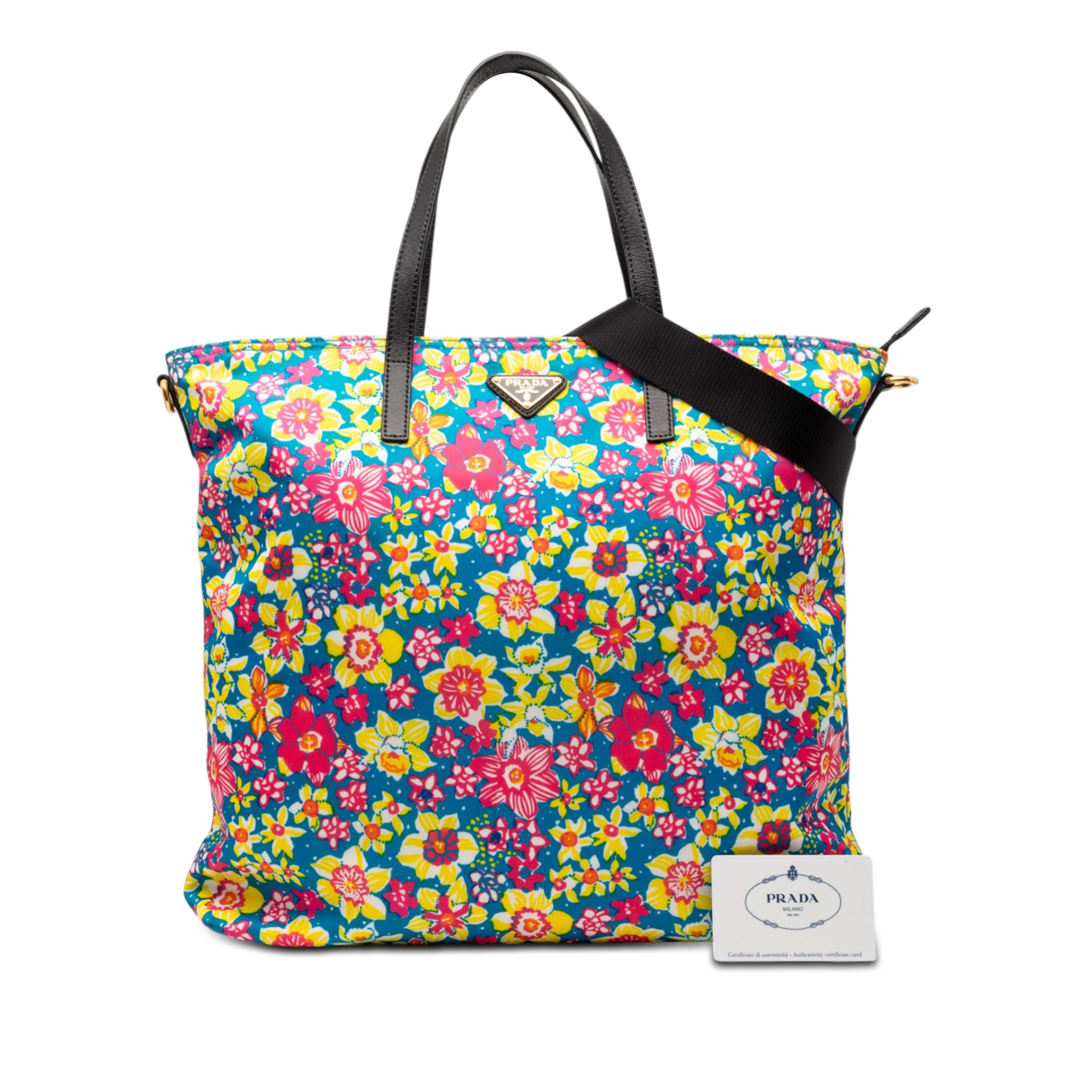 Prada Tessuto Stampato Satchel, från Luxclusif, i färgen blå. Klicka för att öppna bilden i stort format