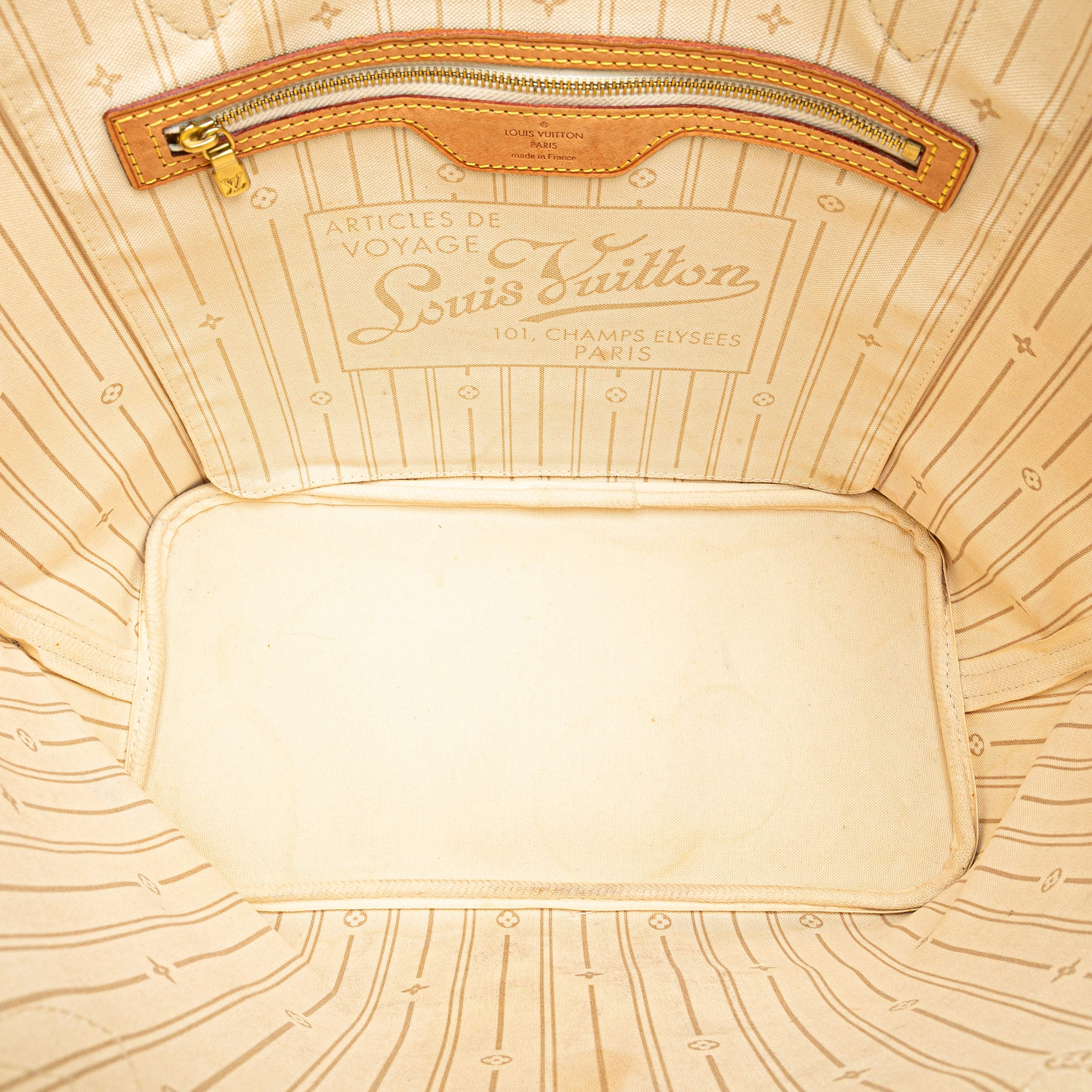 Louis Vuitton Damier Azur Neverfull Mm, från Luxclusif, i färgen white. Klicka för att öppna bilden i stort format