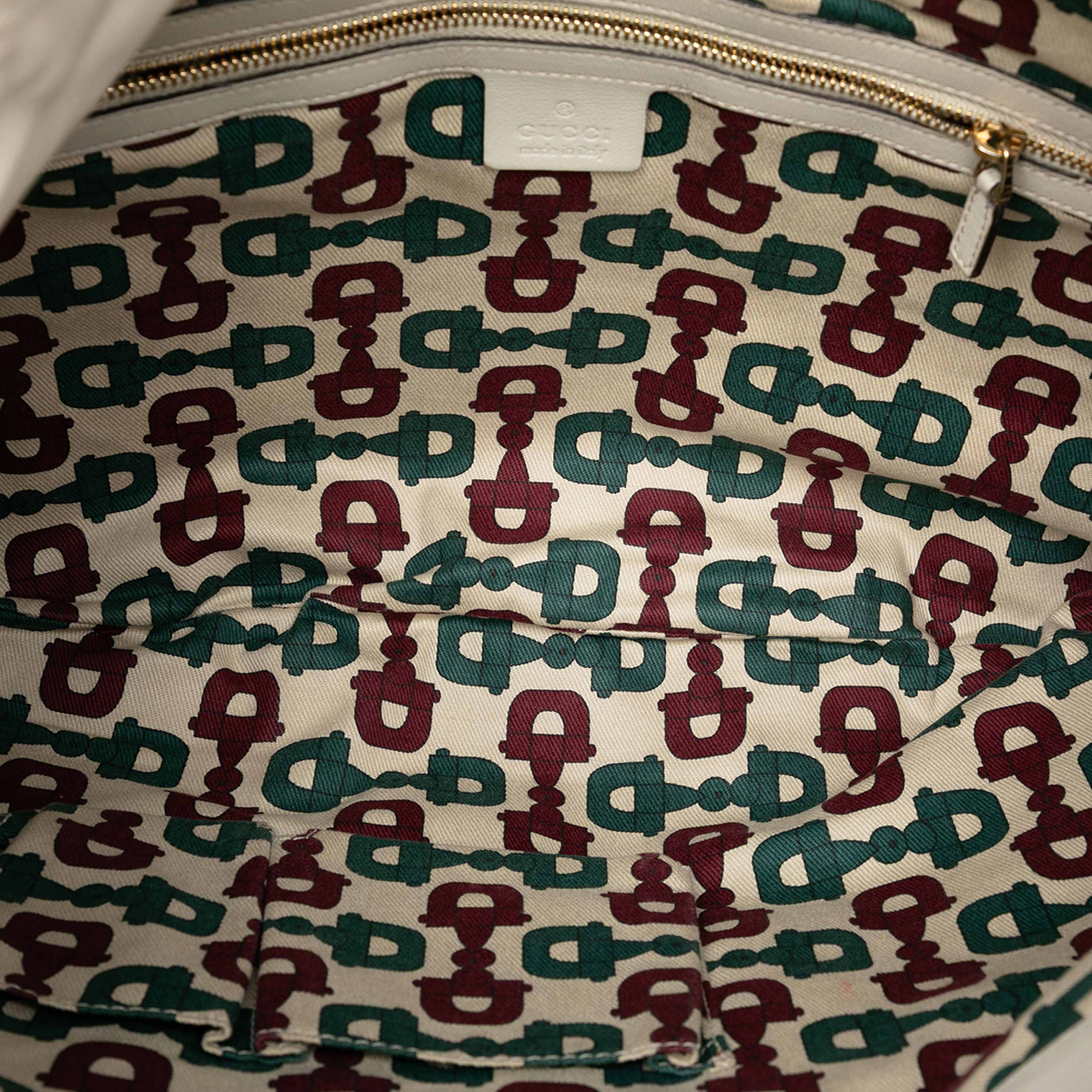 Gucci Large Guccissima Hysteria Satchel, från Luxclusif, i färgen white. Klicka för att öppna bilden i stort format