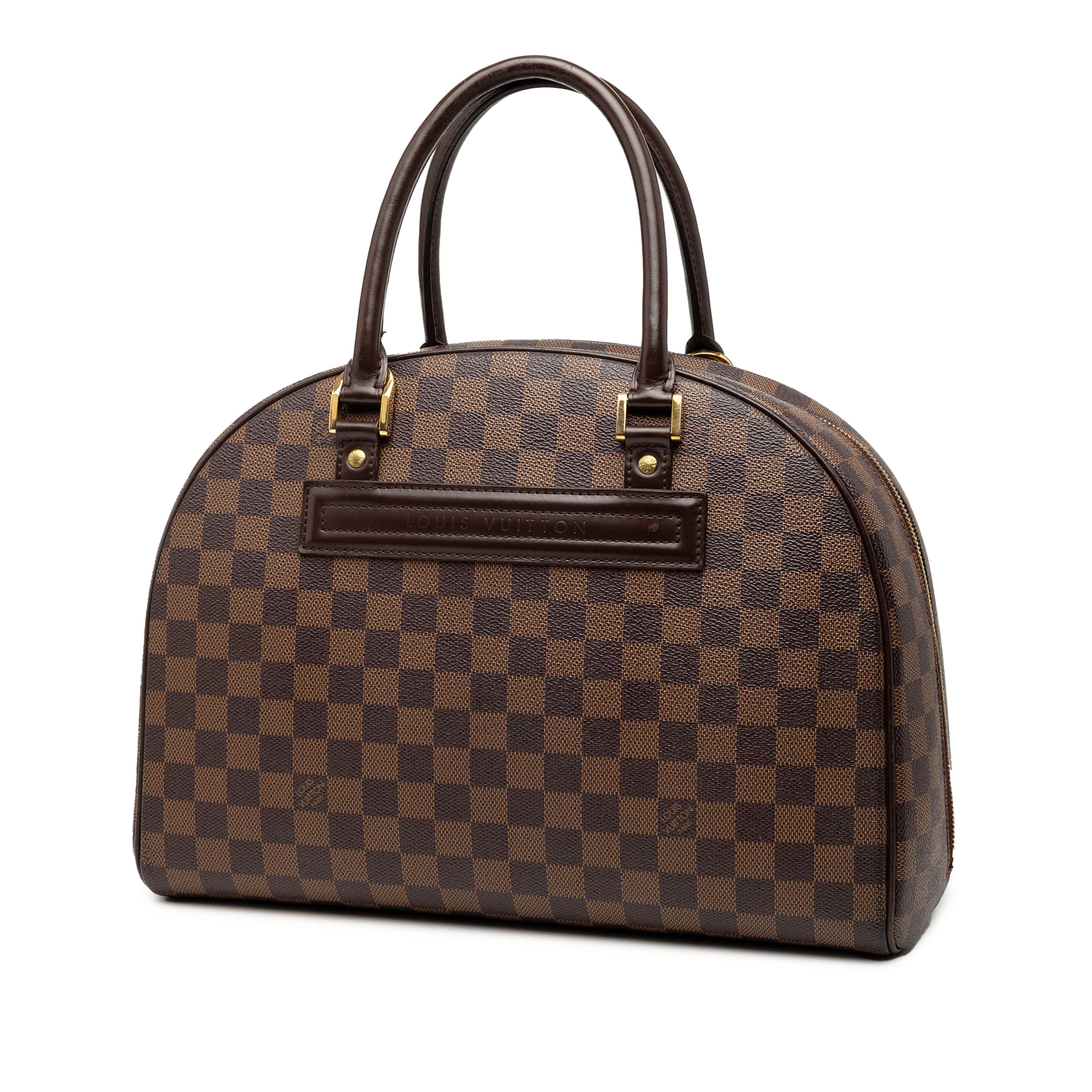 Louis Vuitton Damier Ebene Nolita, från Luxclusif, i färgen brown. Klicka för att öppna bilden i stort format
