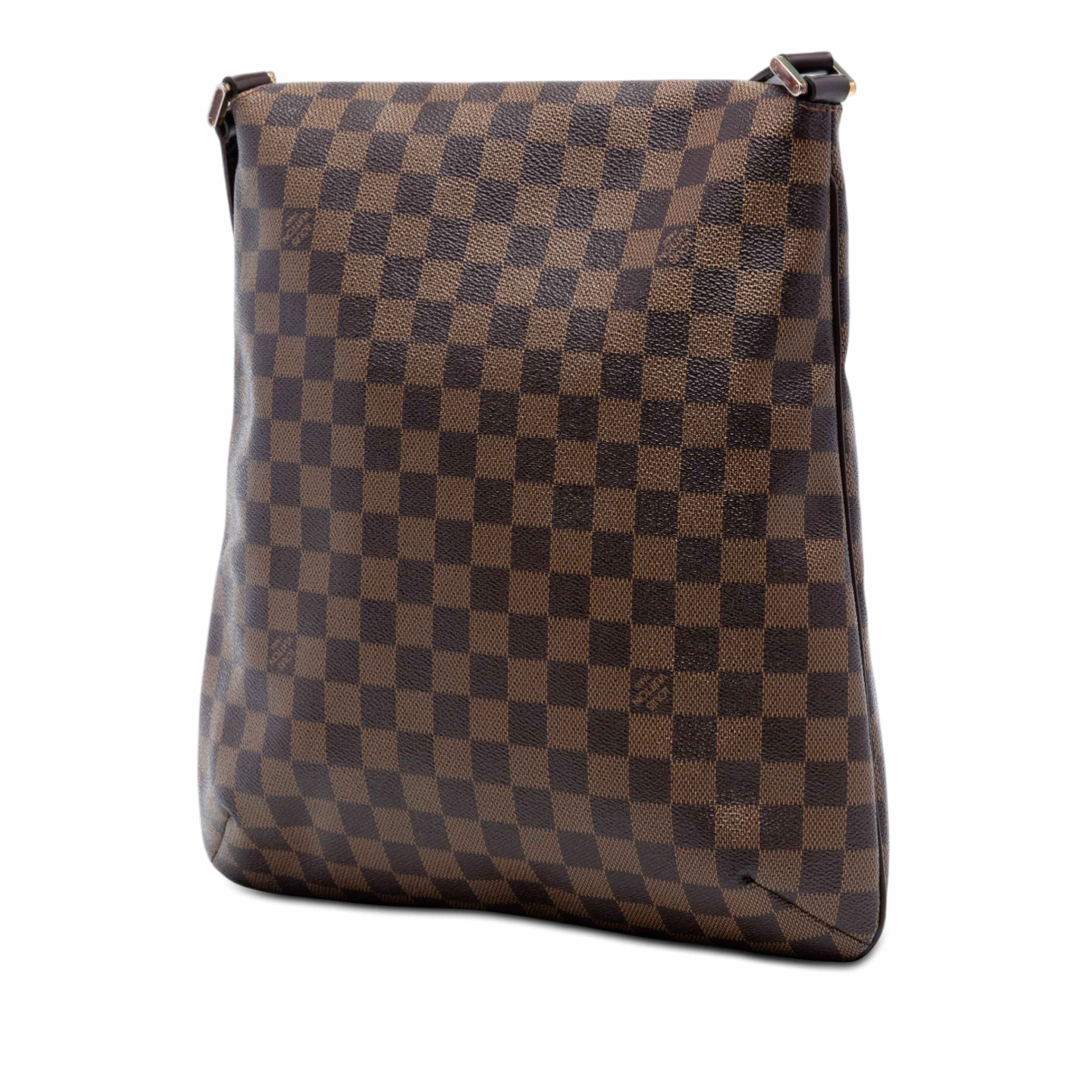 Louis Vuitton Damier Ebene Musette Salsa Gm, från Luxclusif, i färgen brown. Klicka för att öppna bilden i stort format