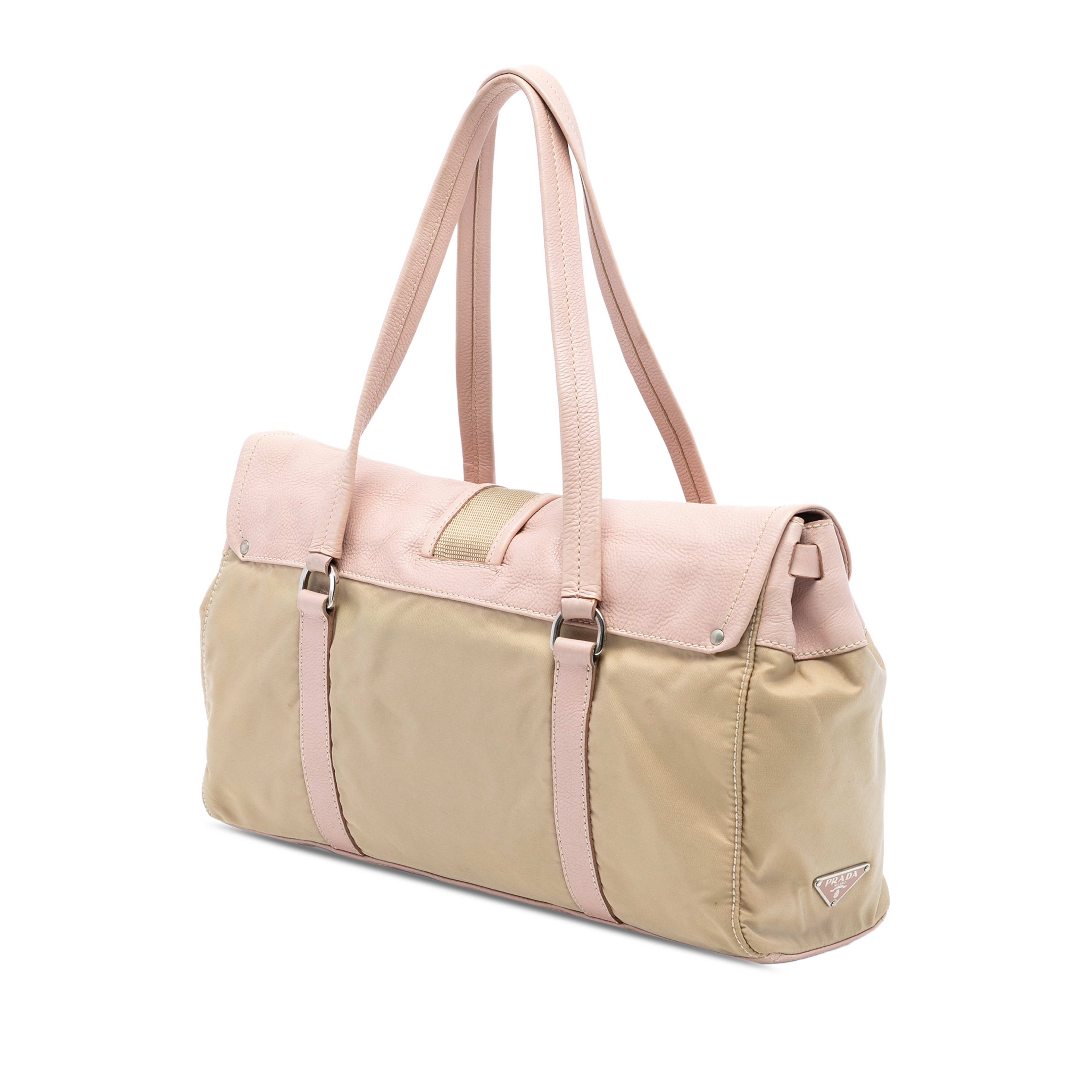 Prada Vitello Trimmed Tessuto Shoulder Bag, från Luxclusif, i färgen beige. Klicka för att öppna bilden i stort format