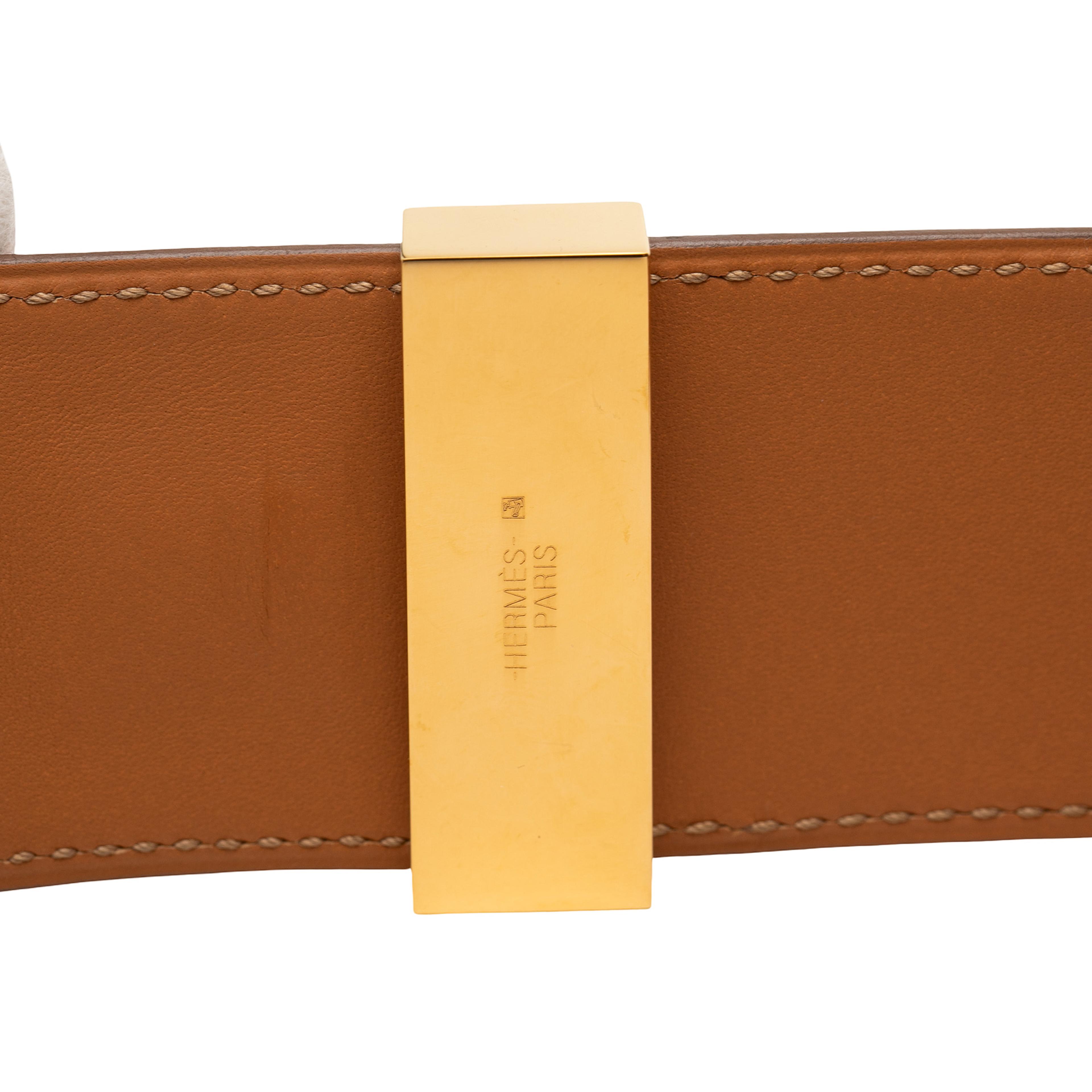 Hermès Swift And Gold Plated Collier De Chien Bracelet, från Luxclusif, i färgen red. Klicka för att öppna bilden i stort format