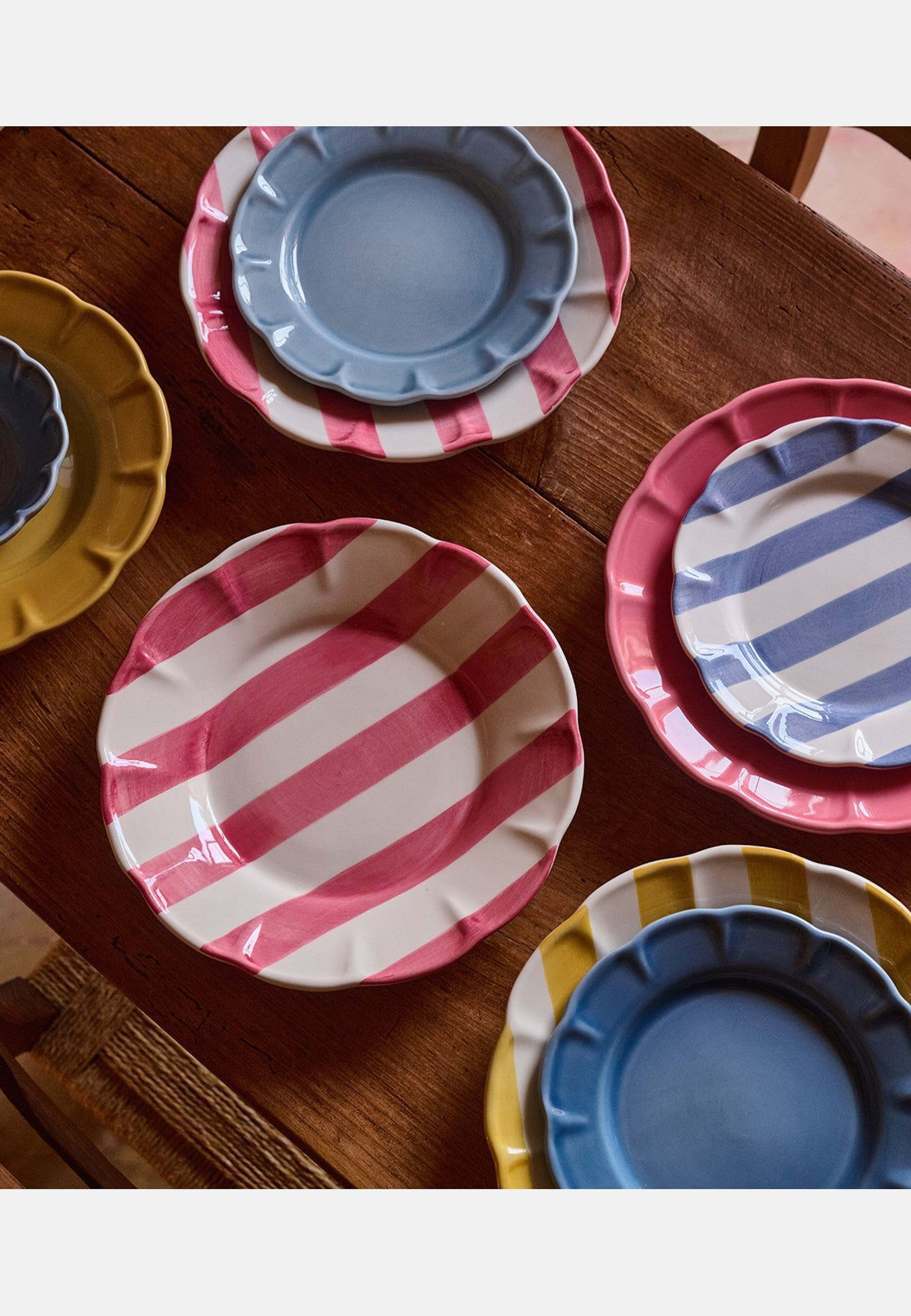 Stripe Assiett - 21 Cm, från Pick A Poppy, i färgen dark blue. Klicka för att öppna bilden i stort format