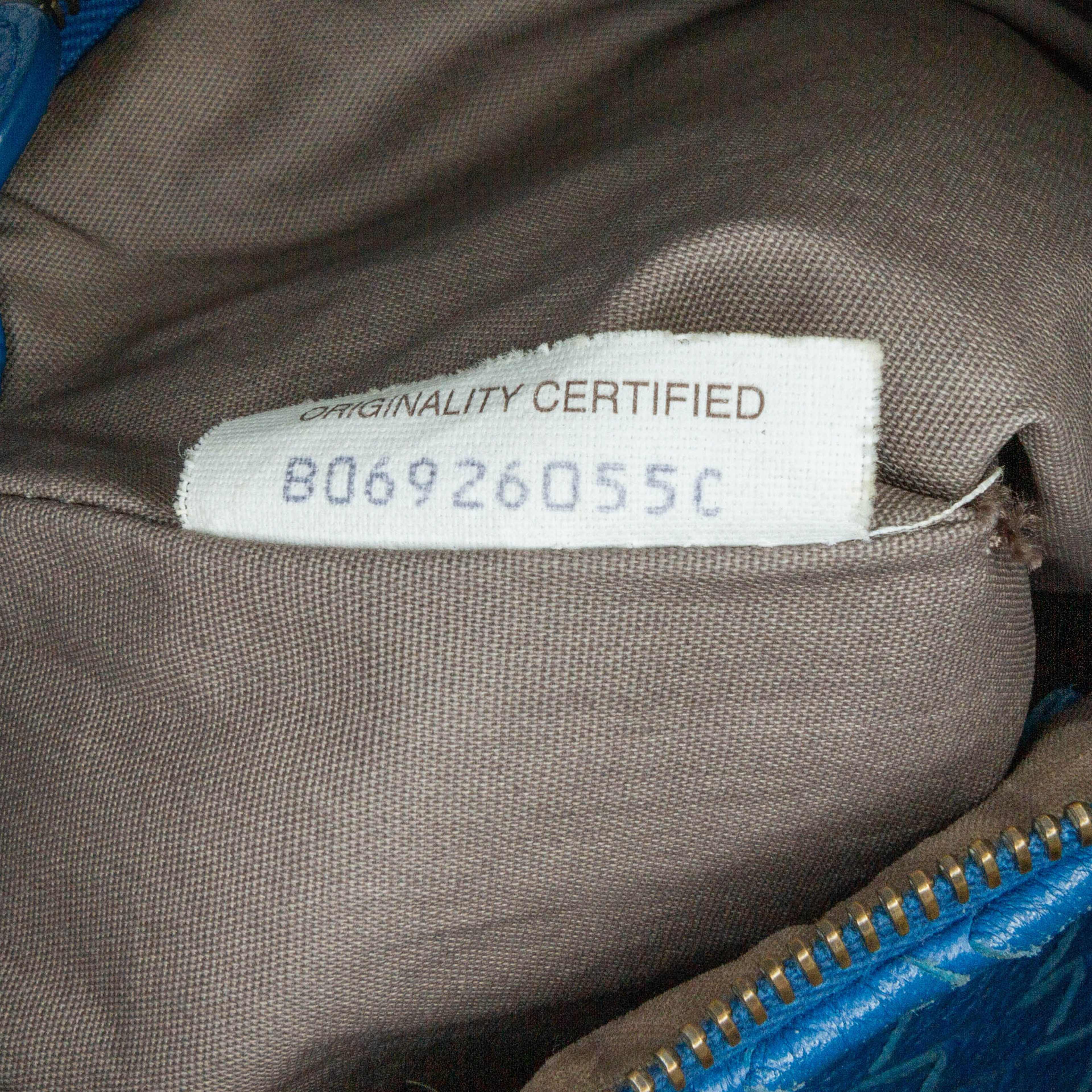 Bottega Veneta Nappa Intrecciato Crossbody, från Luxclusif, i färgen blue. Klicka för att öppna bilden i stort format