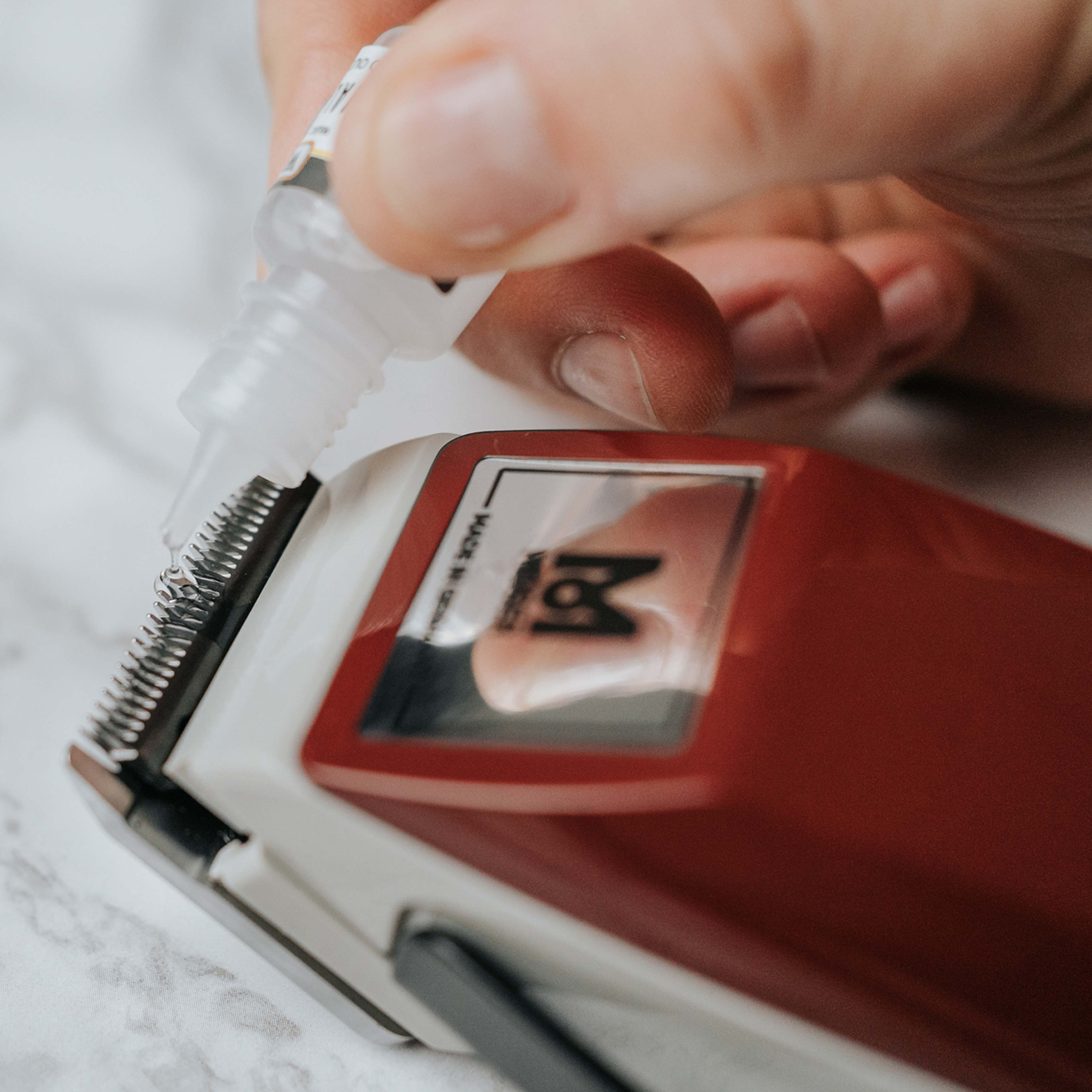 Hårklippare Edition 1400 Original 1406-0050, från Moser, i färgen röd. Klicka för att öppna bilden i stort format