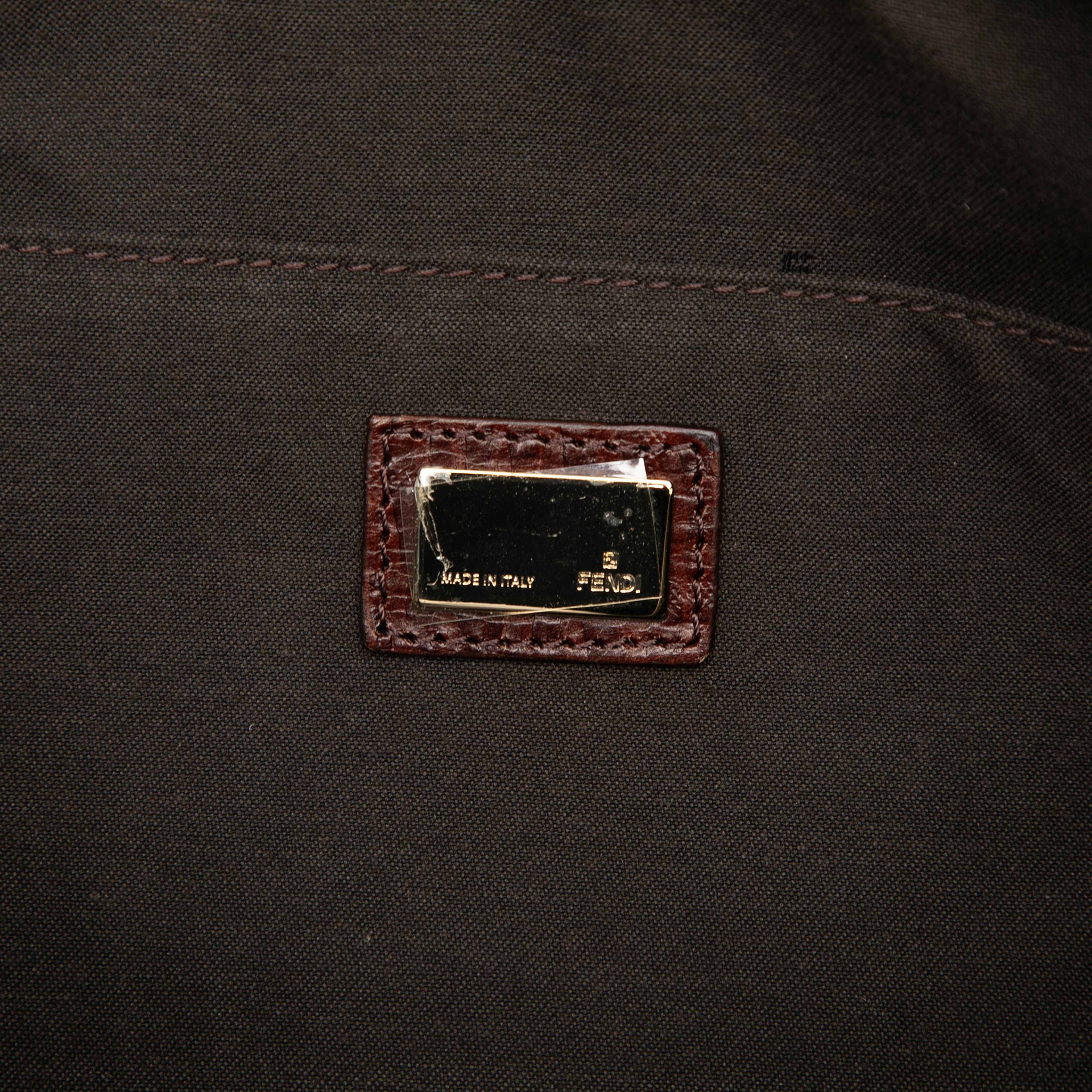 Fendi Zucchino Canvas Tote, från Luxclusif, i färgen beige. Klicka för att öppna bilden i stort format