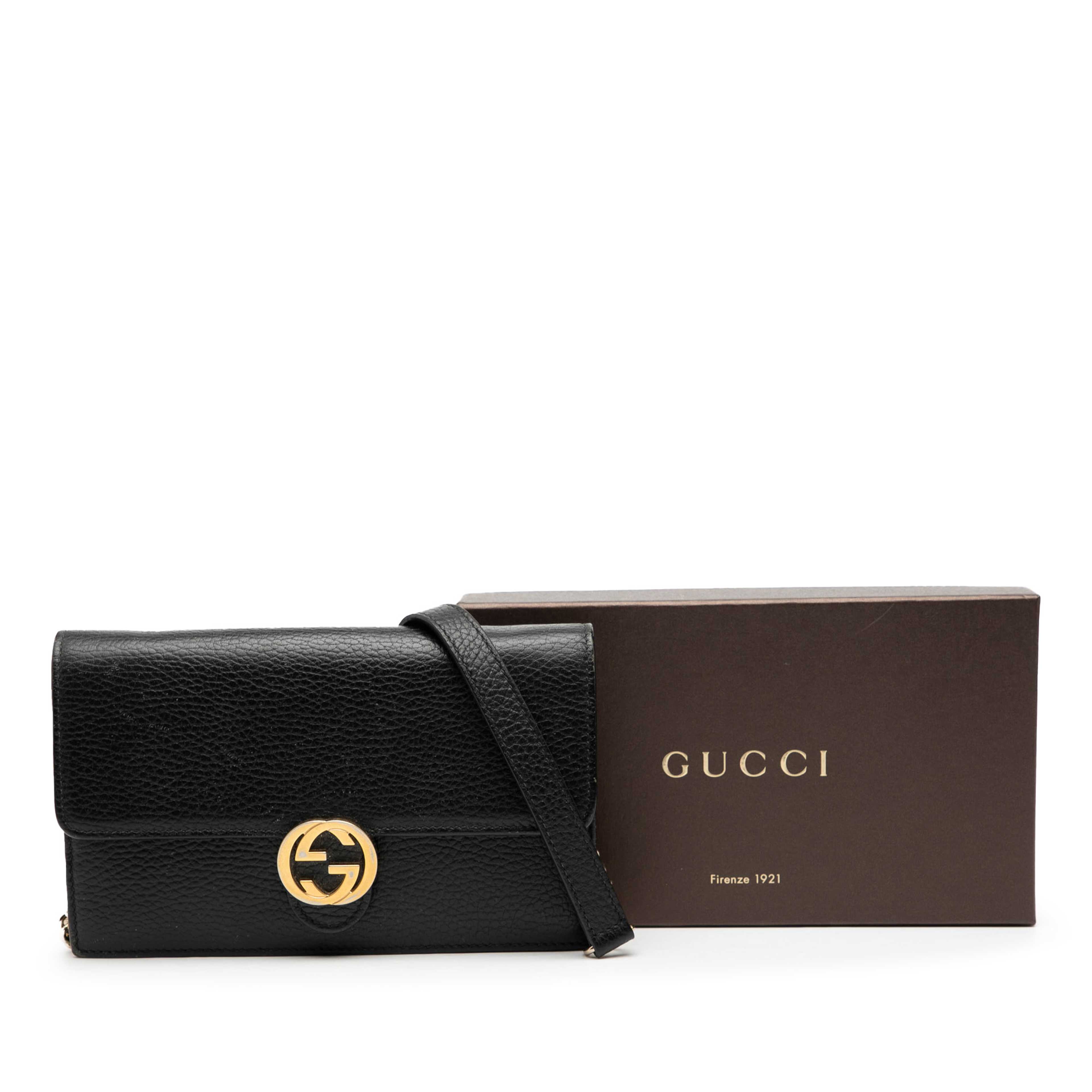Gucci Dollar Calfskin Interlocking G Wallet On Chain, från Luxclusif, i färgen svart. Klicka för att öppna bilden i stort format