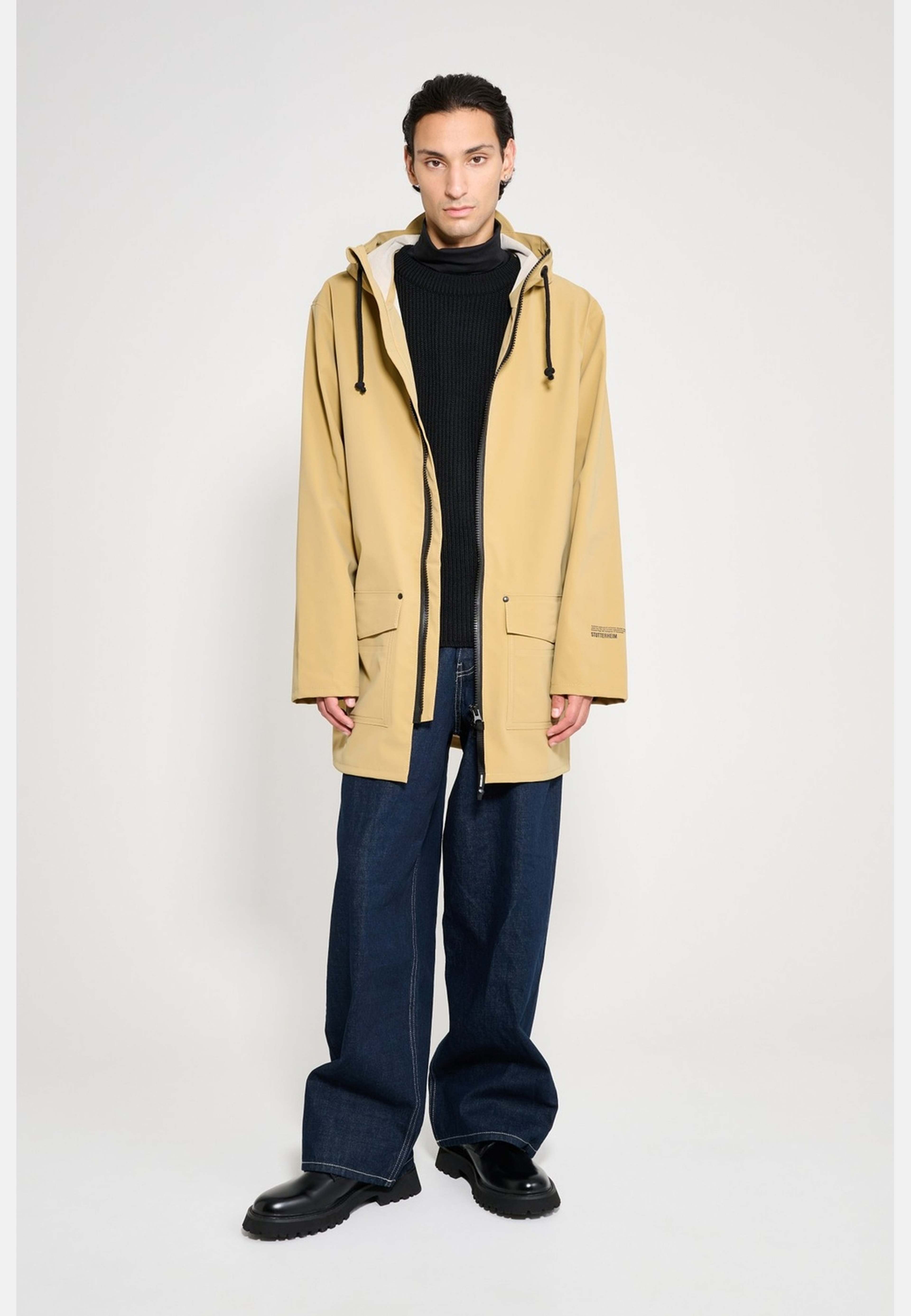 Stockholm Patch, från Stutterheim, i färgen sand. Klicka för att öppna bilden i stort format