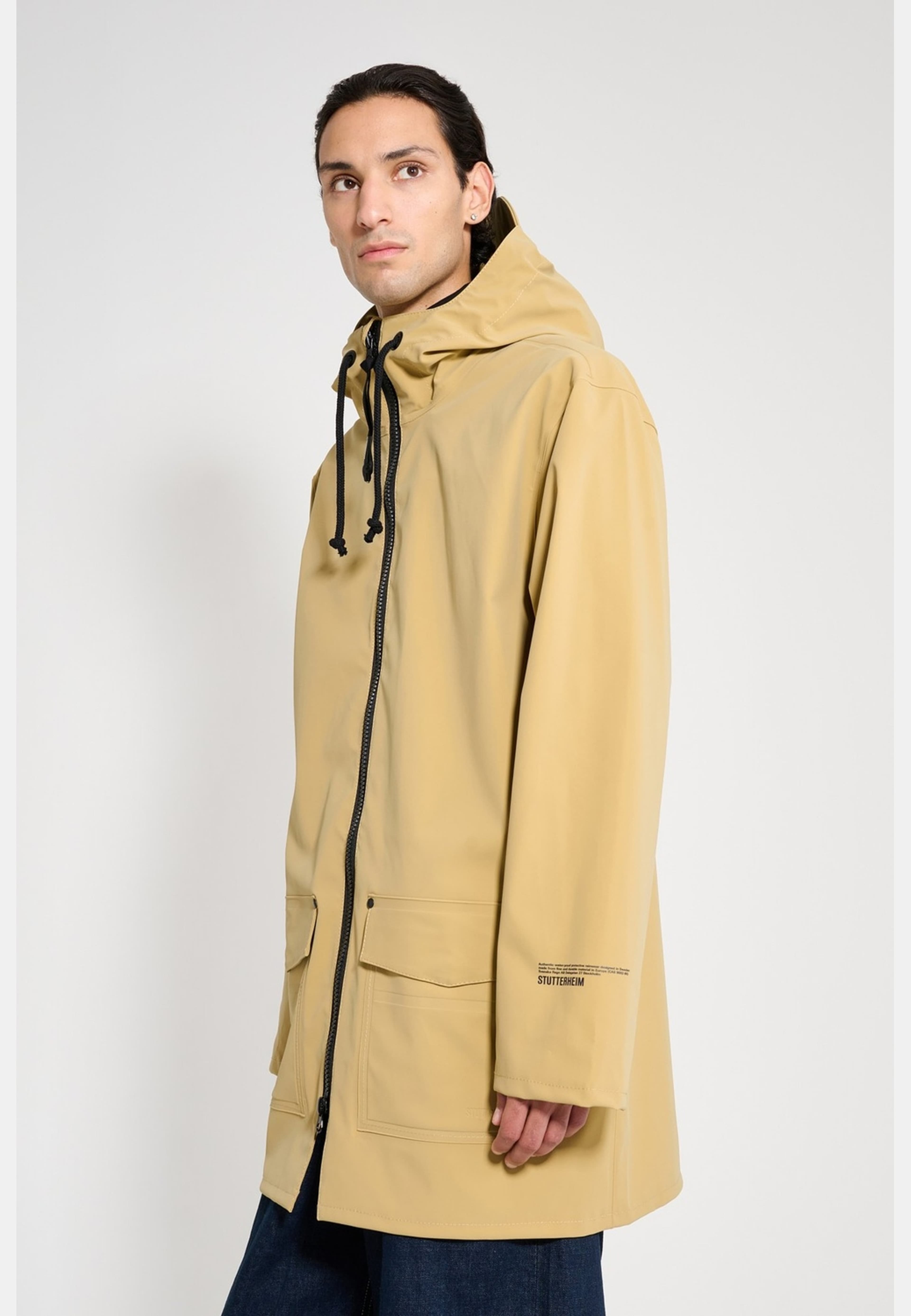 Stockholm Patch, från Stutterheim, i färgen sand. Klicka för att öppna bilden i stort format