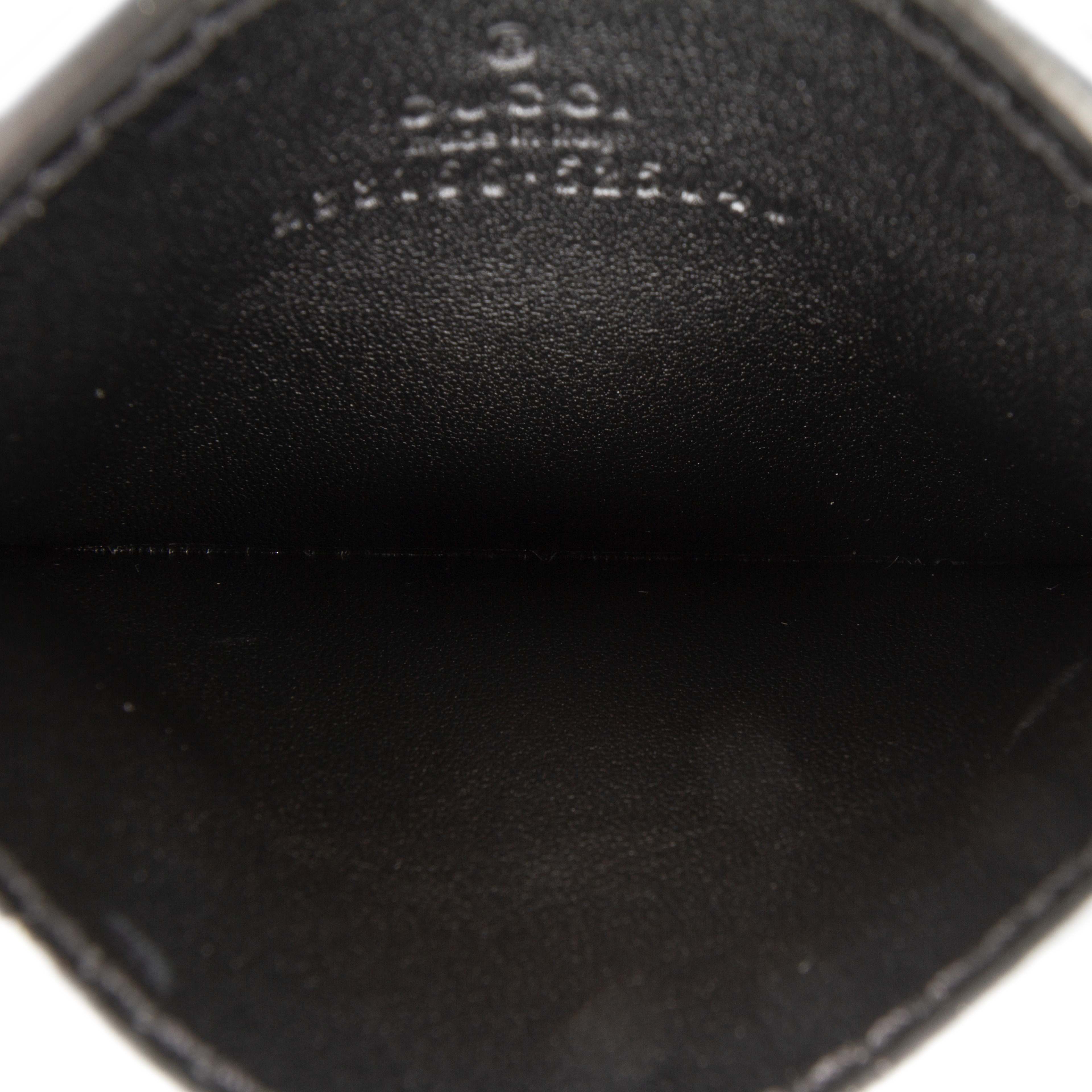 Gucci Guccissima Card Holder, från Luxclusif, i färgen black. Klicka för att öppna bilden i stort format