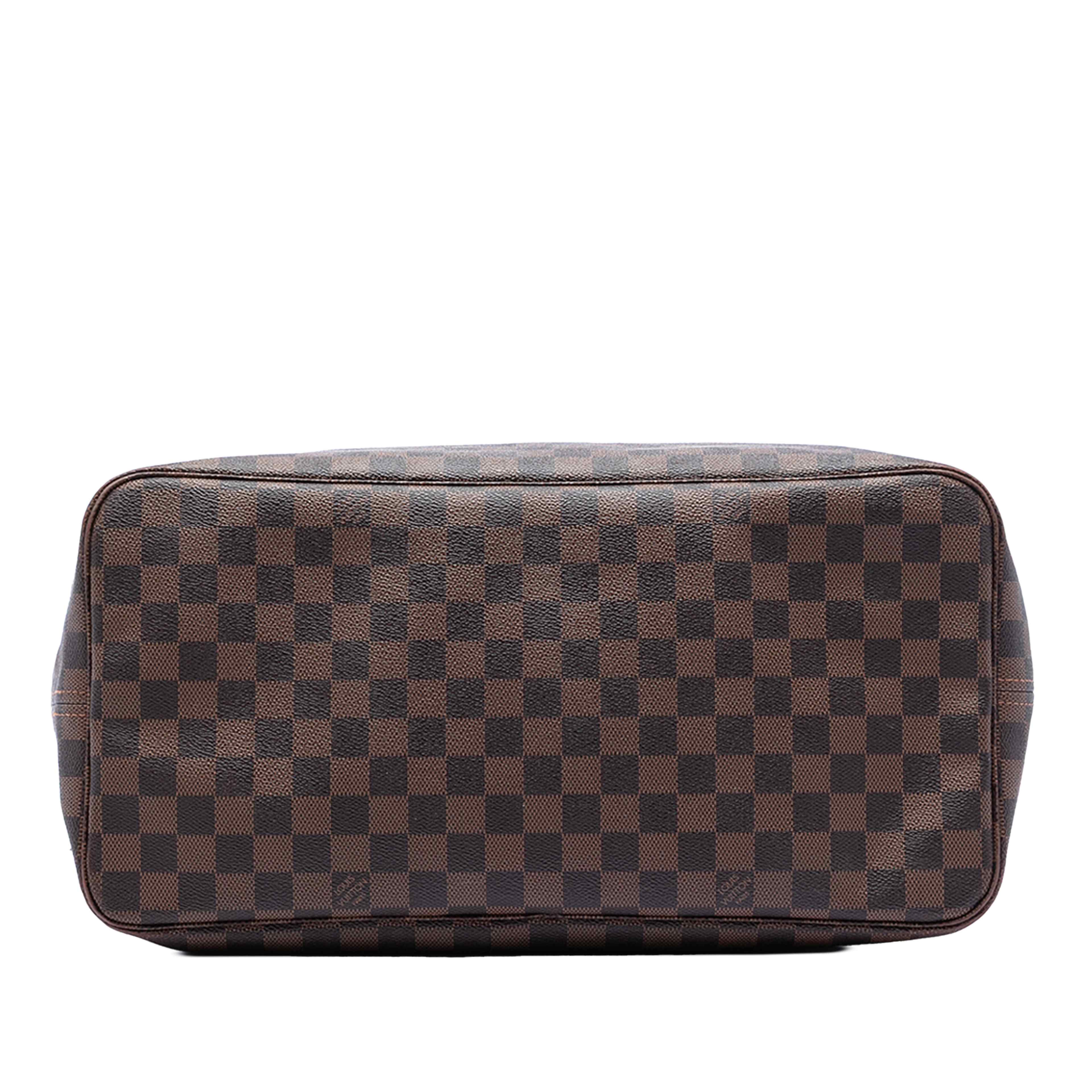Louis Vuitton Damier Ebene Neverfull Gm, från Luxclusif, i färgen brown. Klicka för att öppna bilden i stort format
