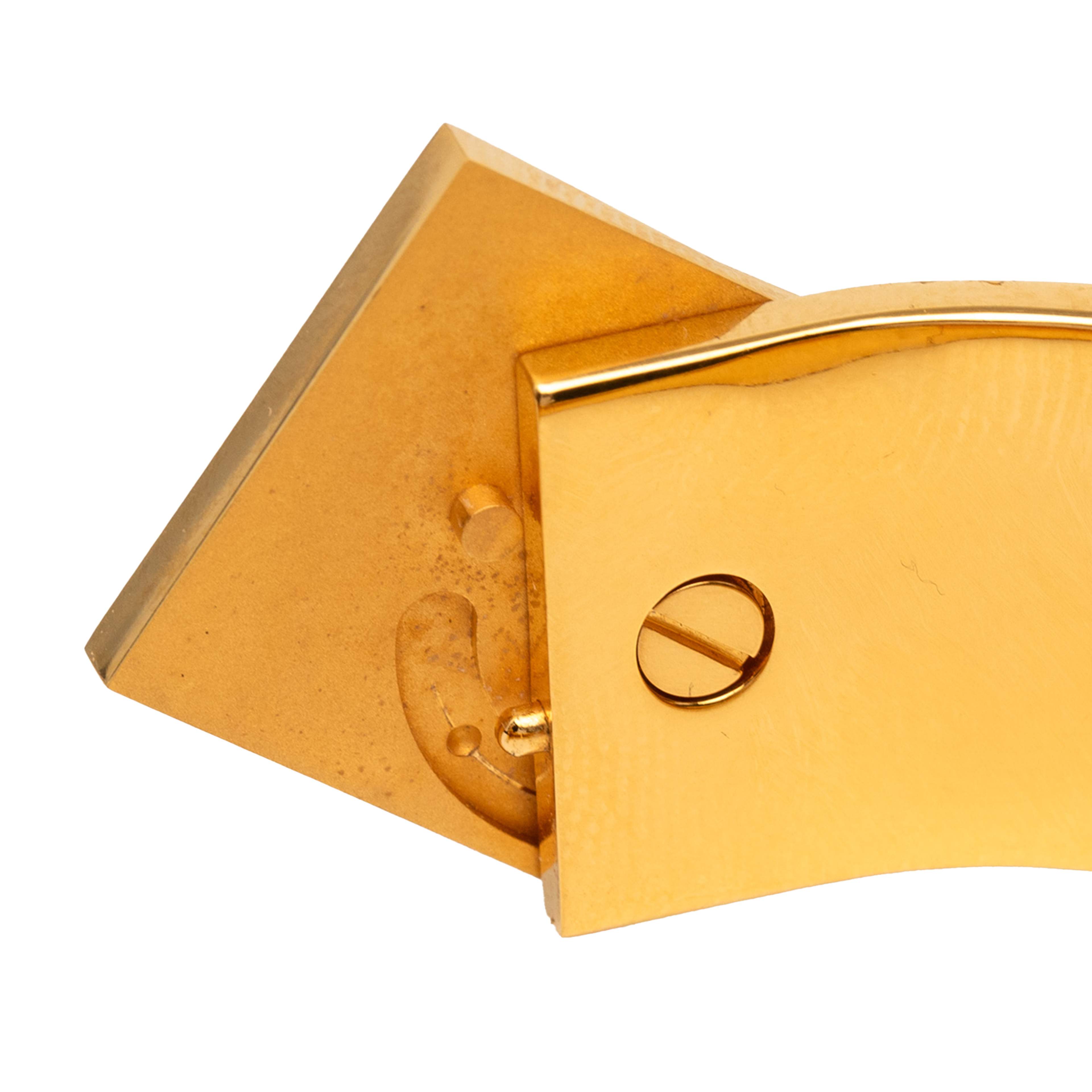 Hermès Enamel Fall Foliage Loquet Hinge Bracelet Pm, från Luxclusif, i färgen light beige. Klicka för att öppna bilden i stort format