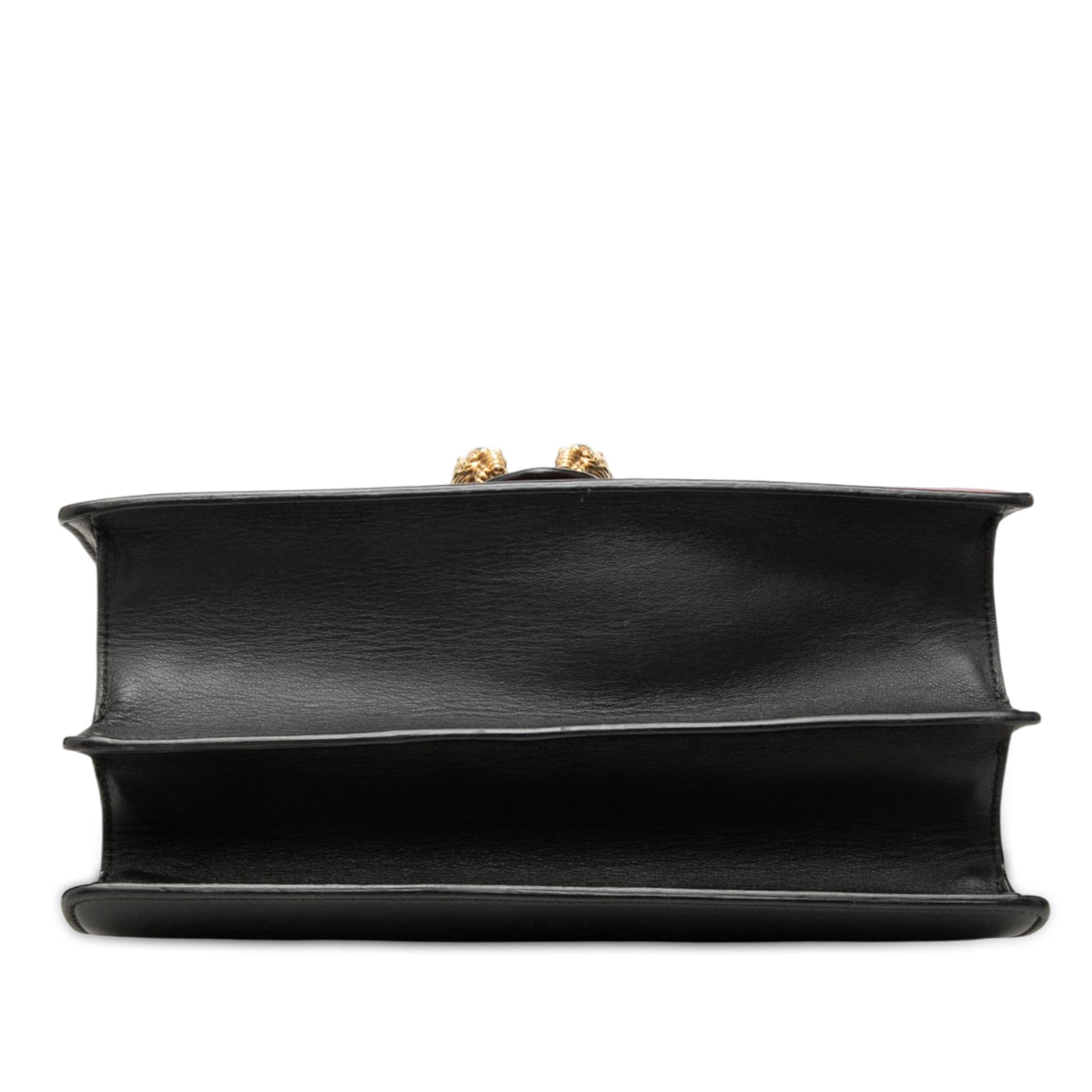 Gucci Medium Calfskin Bamboo Dionysus Web Satchel, från Luxclusif, i färgen svart. Klicka för att öppna bilden i stort format
