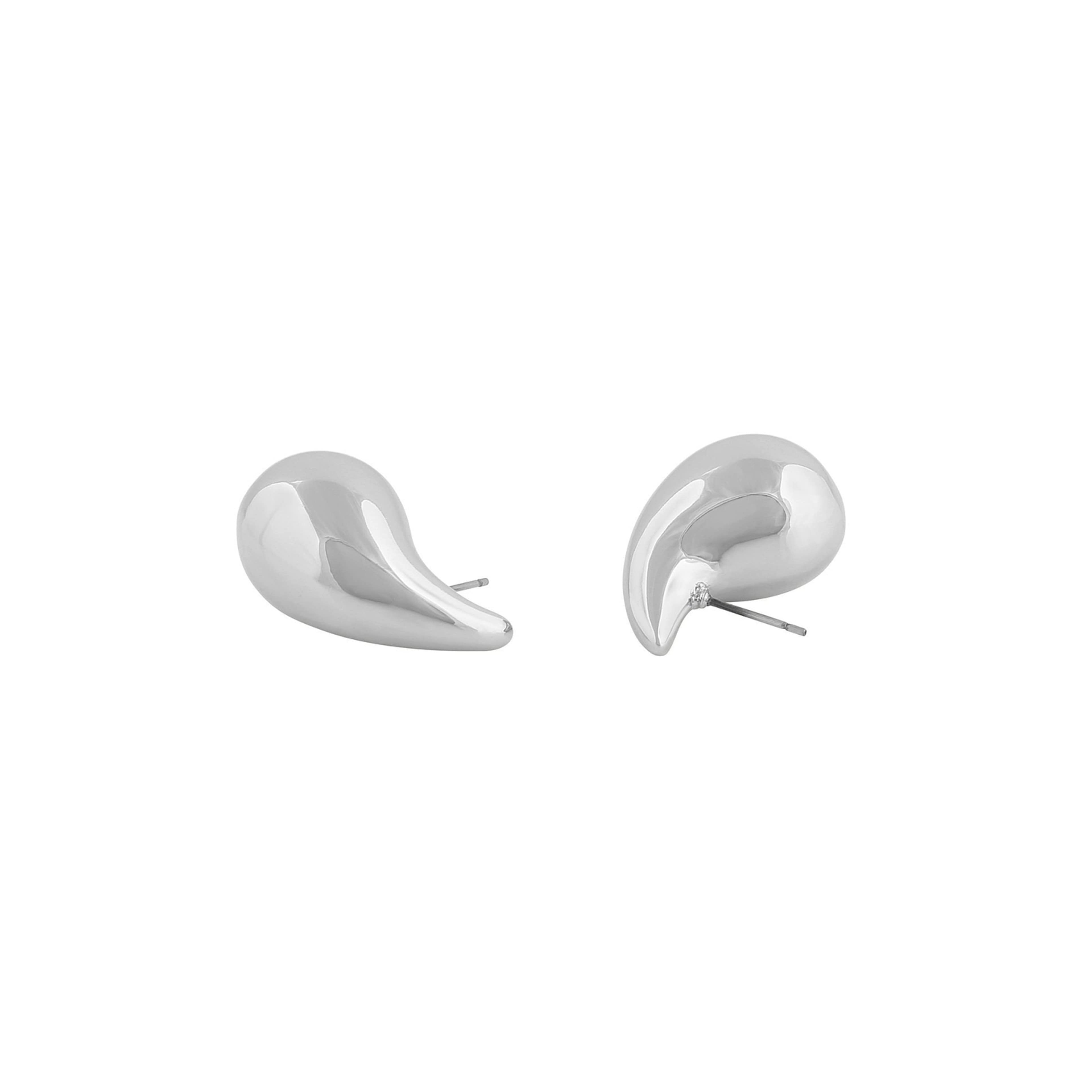 Yenni Small Ear
