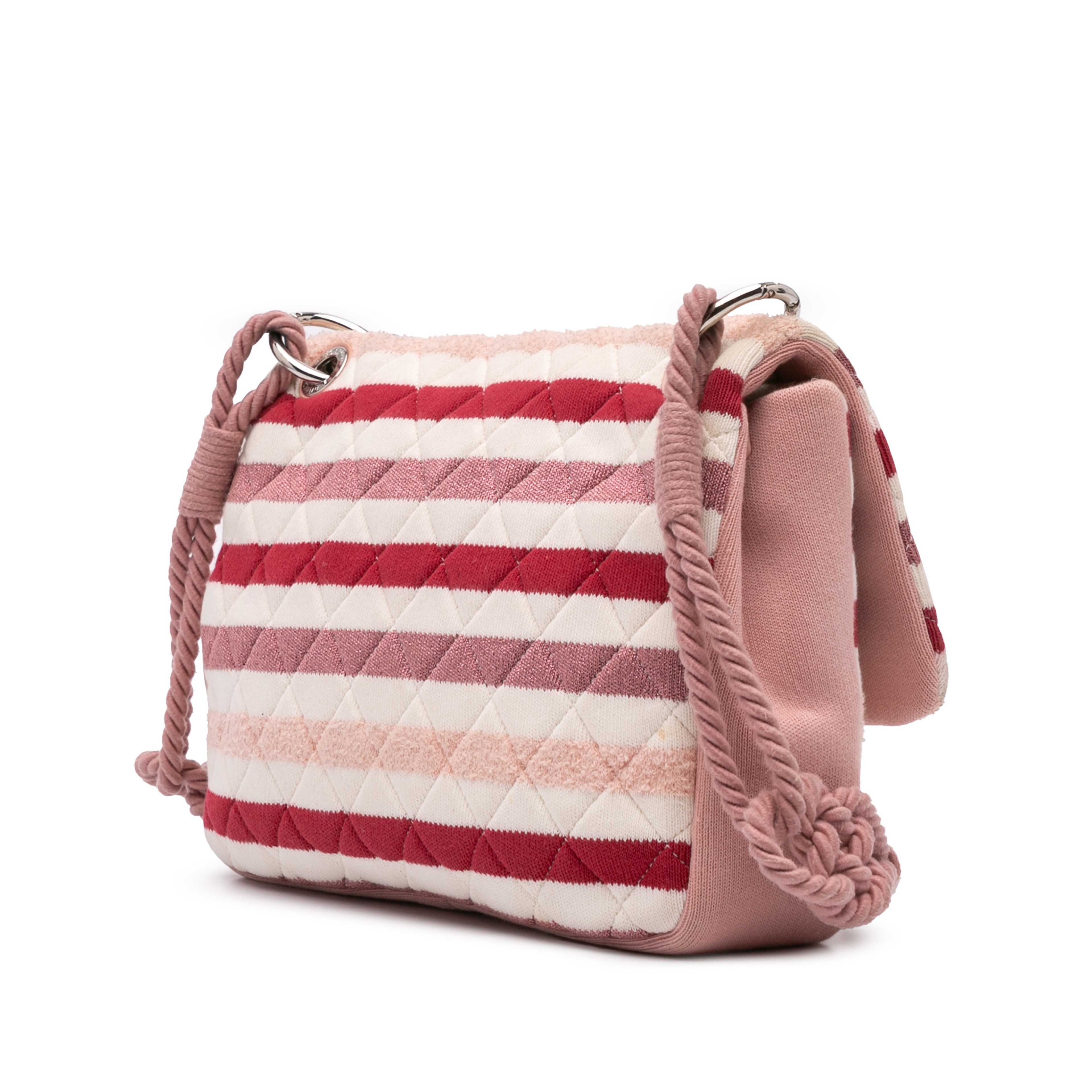 Chanel Jumbo Stripe Jersey Felt And Rope Flap, från Luxclusif, i färgen pink. Klicka för att öppna bilden i stort format