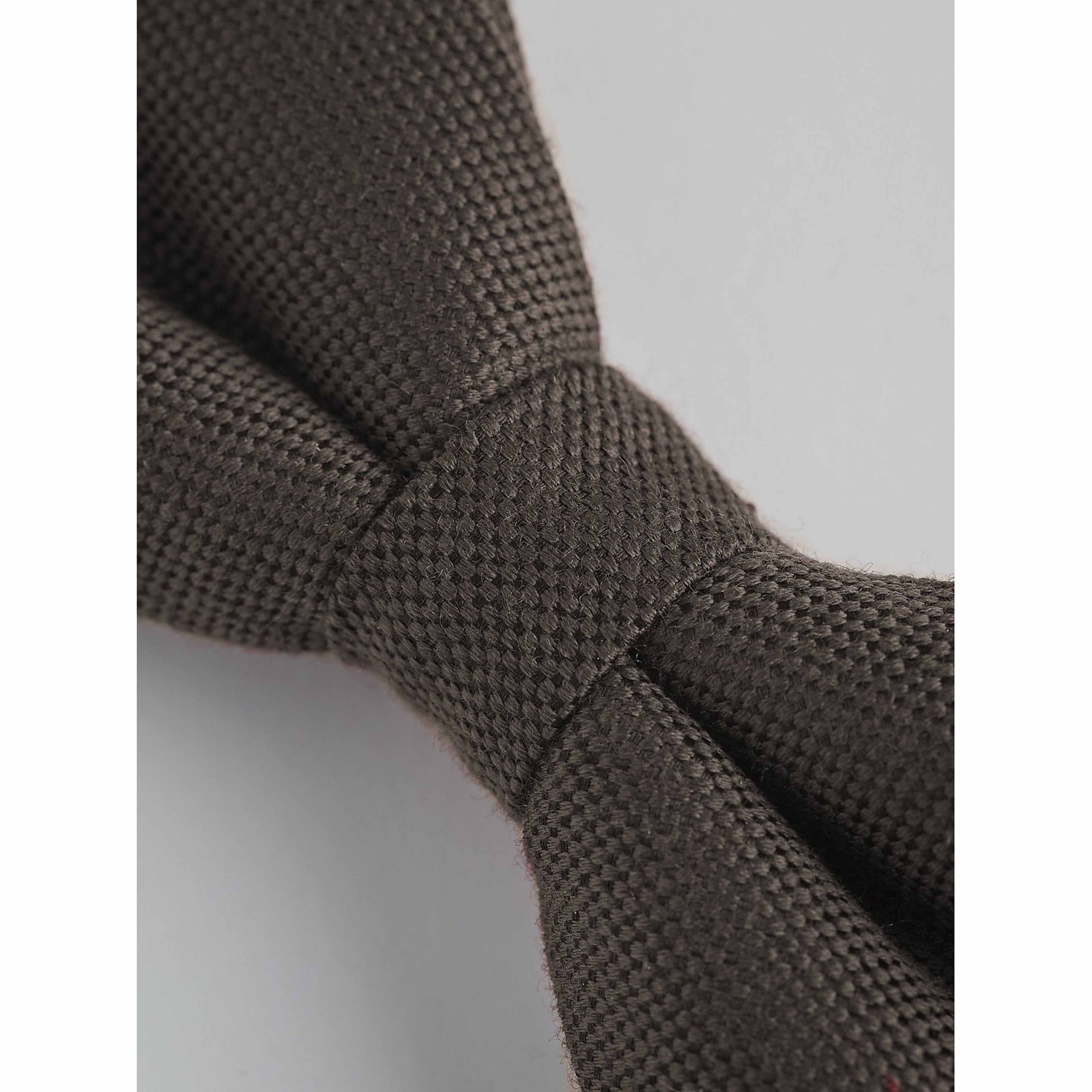 Bow Tie Wool