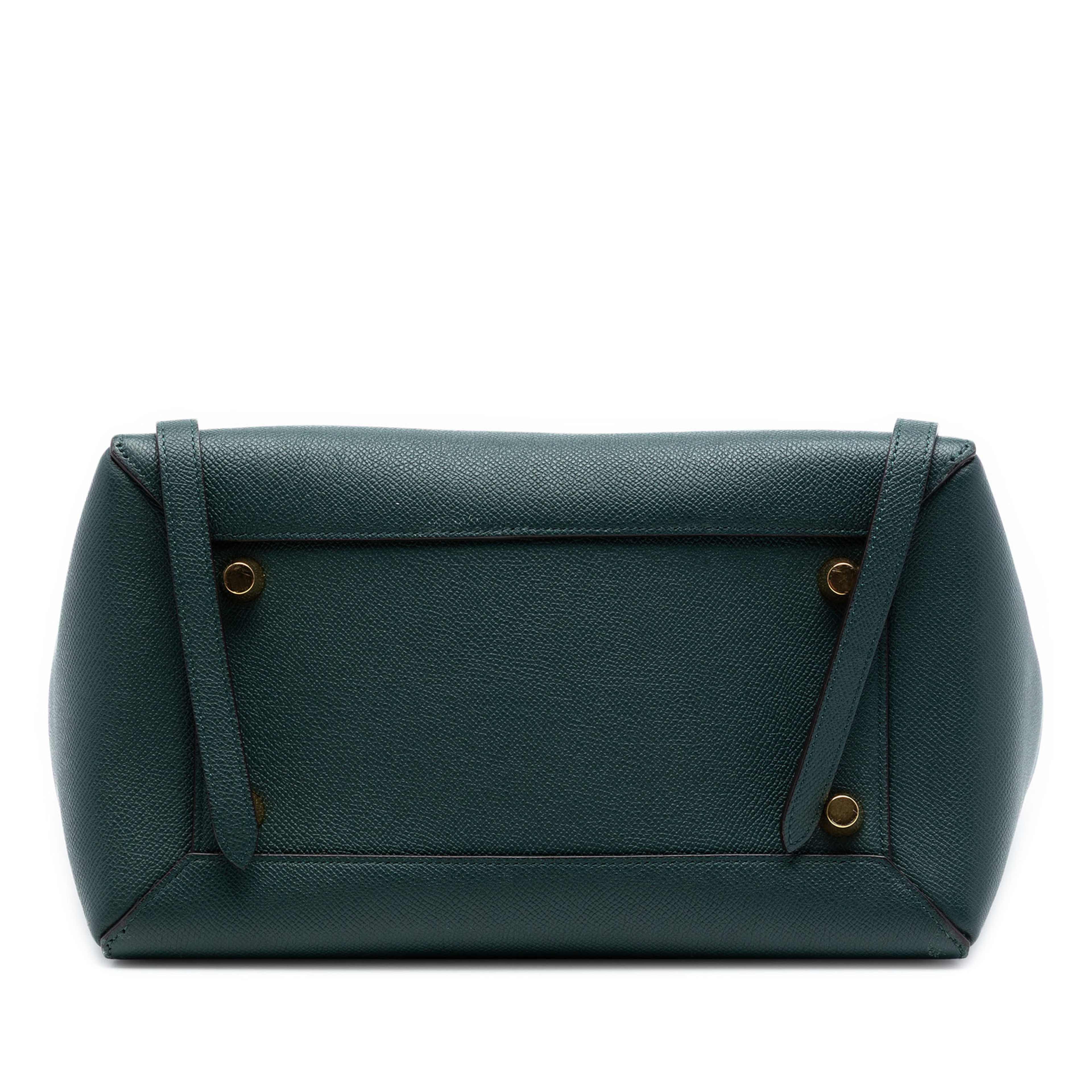 Celine Mini Grained Calfskin Belt Bag, från Luxclusif, i färgen dark green. Klicka för att öppna bilden i stort format